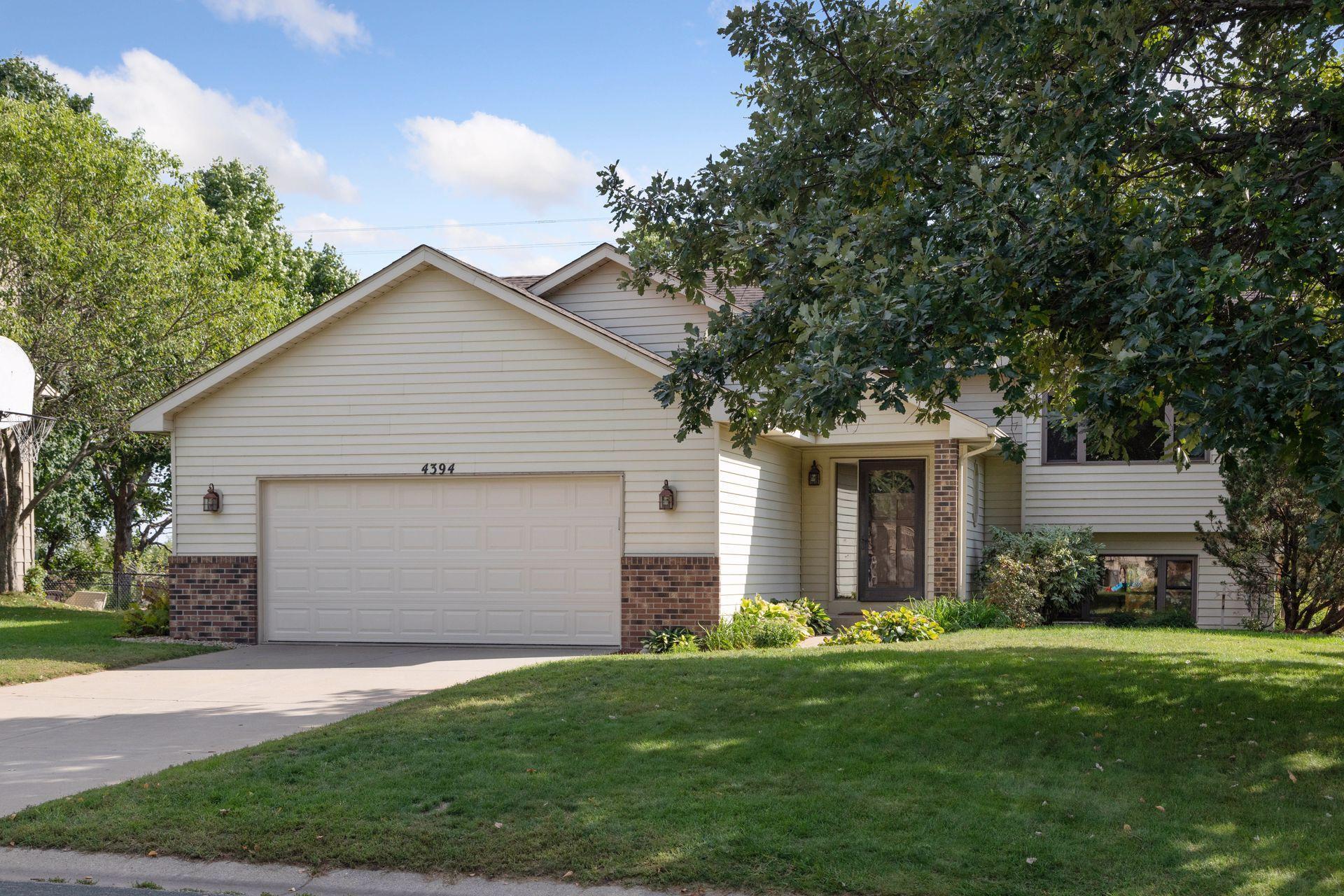 4394 Livingston Drive