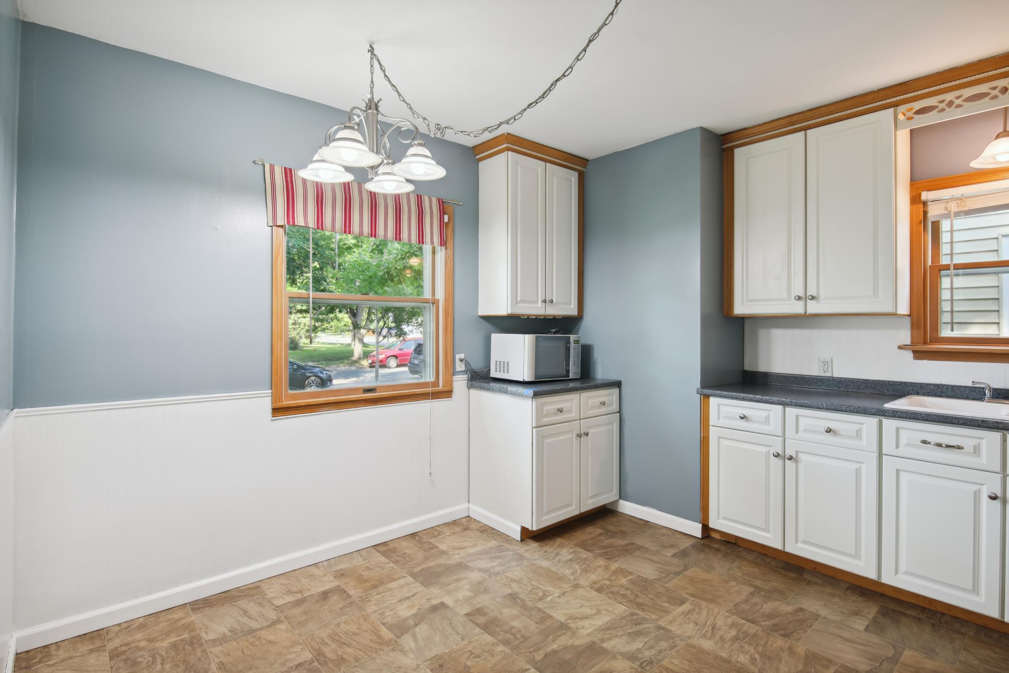 3605 Quebec Avenue S