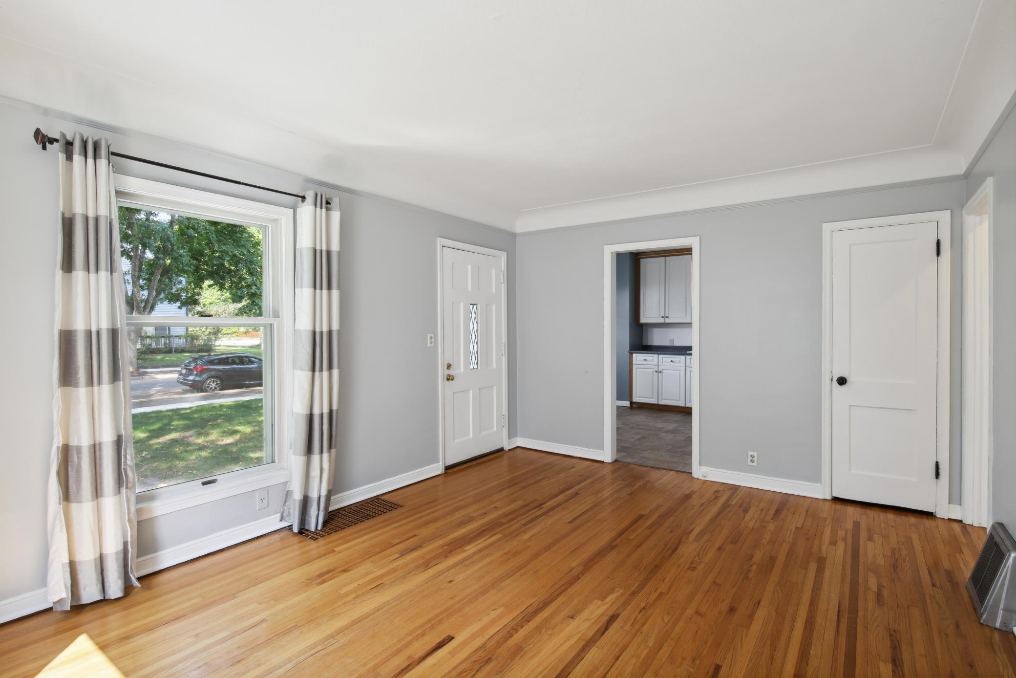 3605 Quebec Avenue S