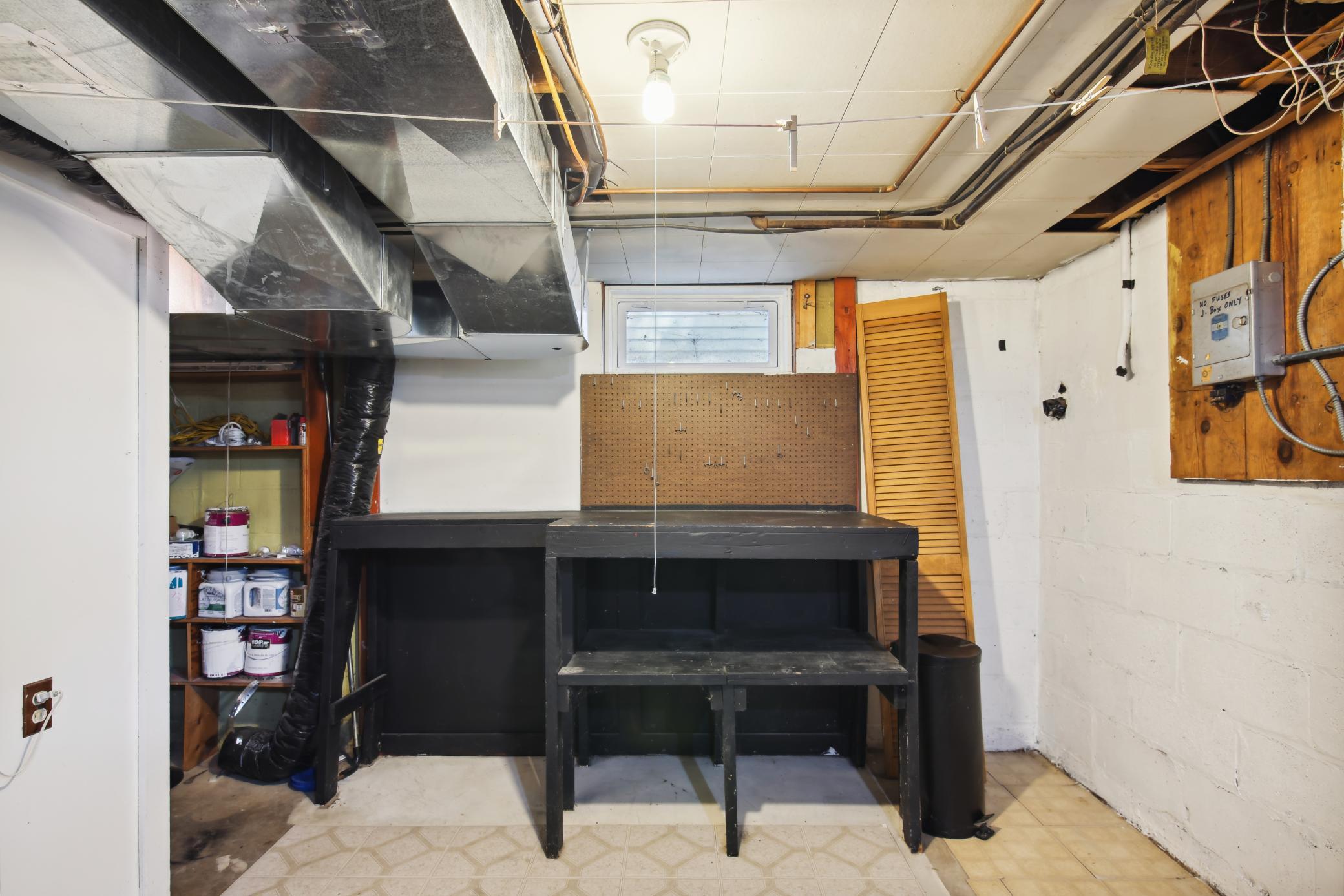 3605 Quebec Avenue S