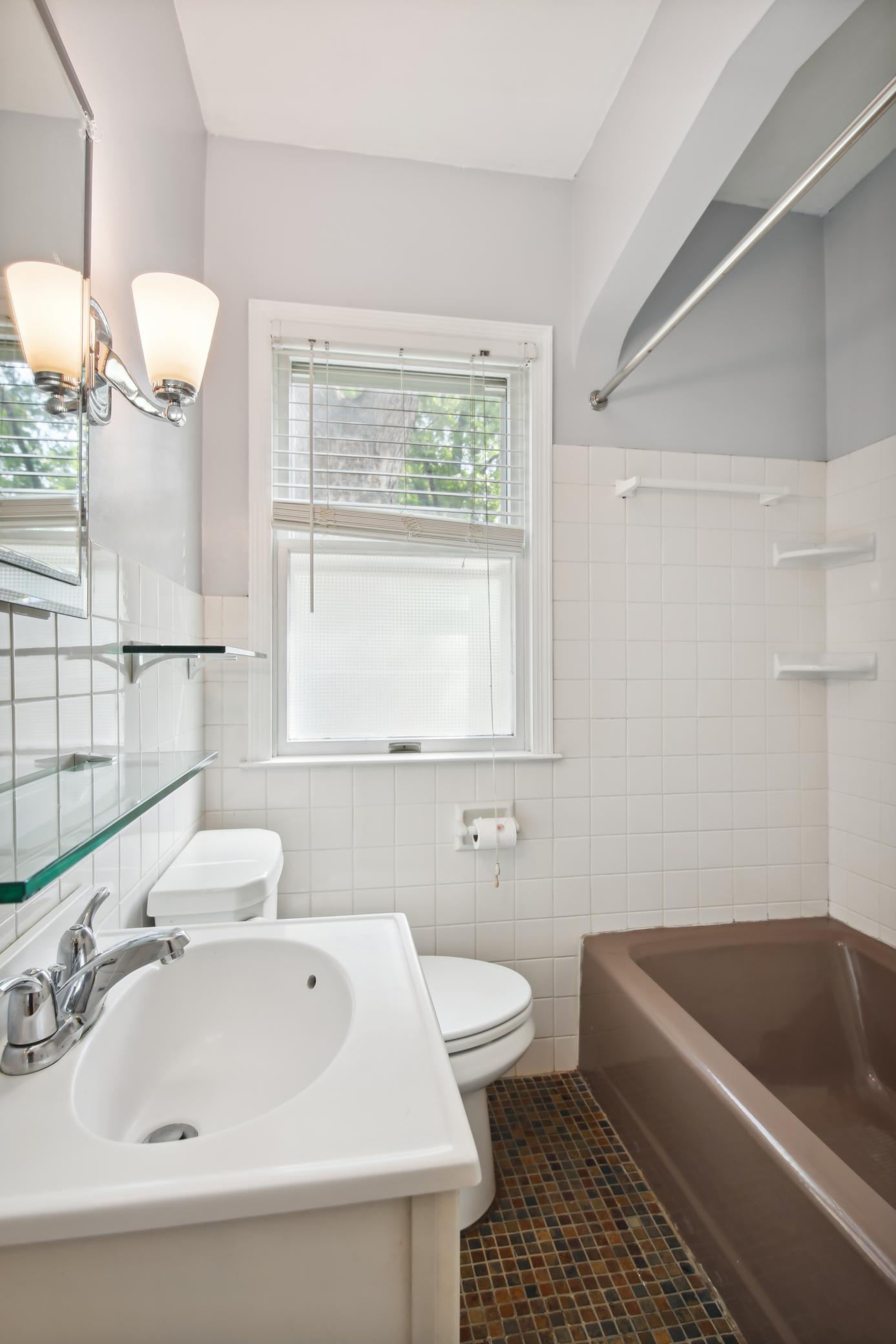 3605 Quebec Avenue S