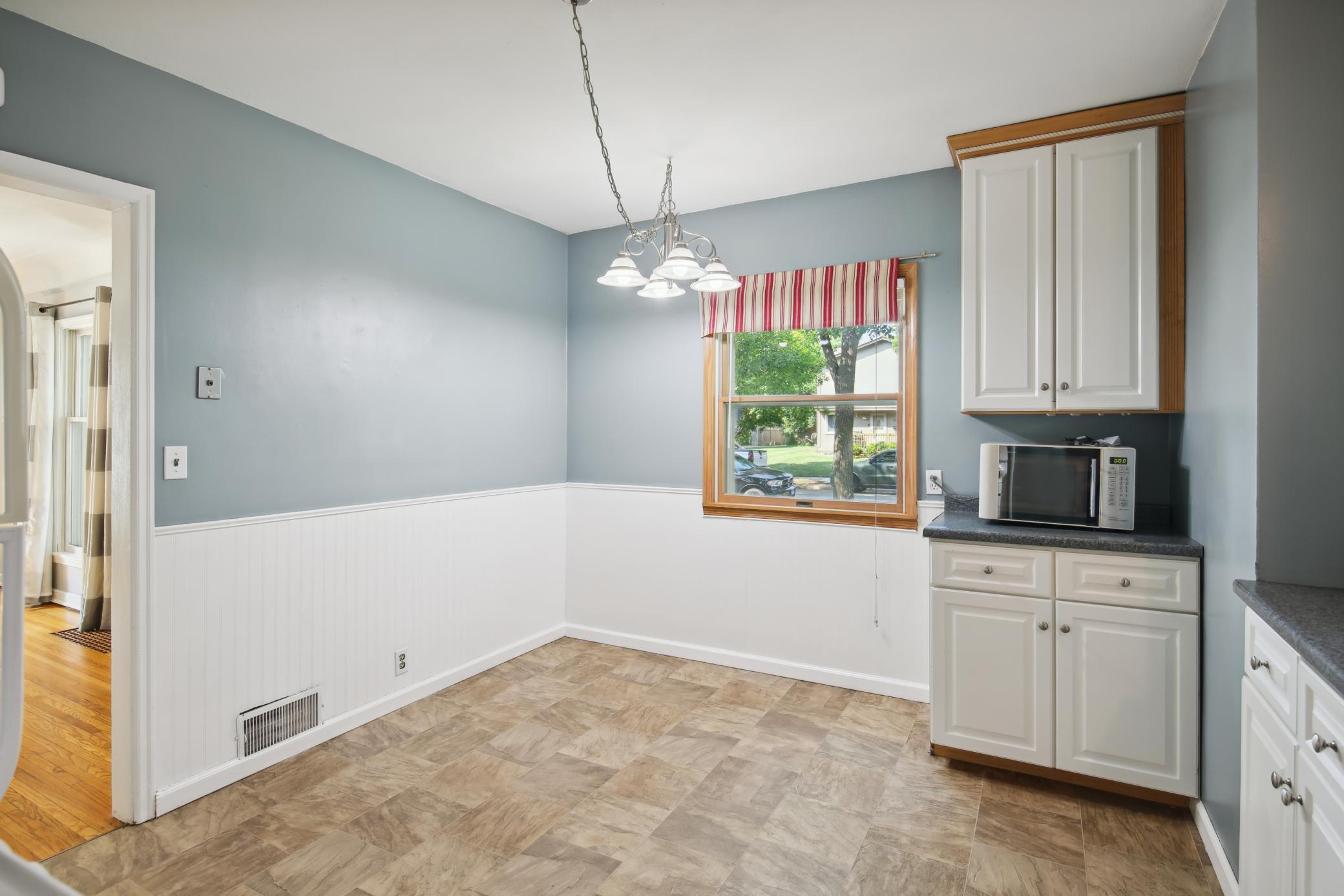 3605 Quebec Avenue S