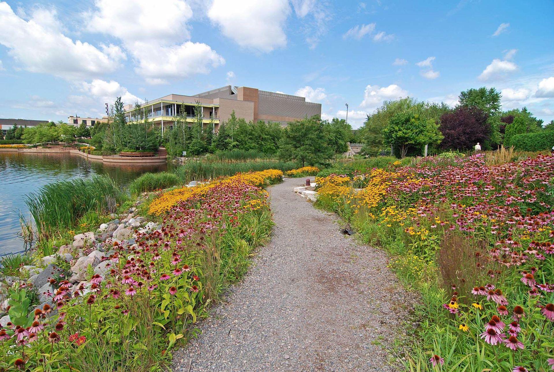 7433 Xerxes Avenue S