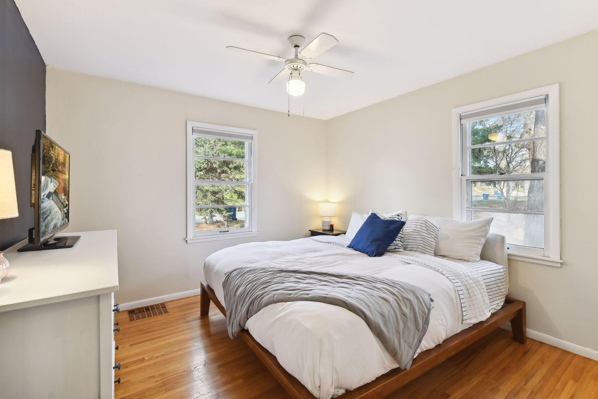 7433 Xerxes Avenue S