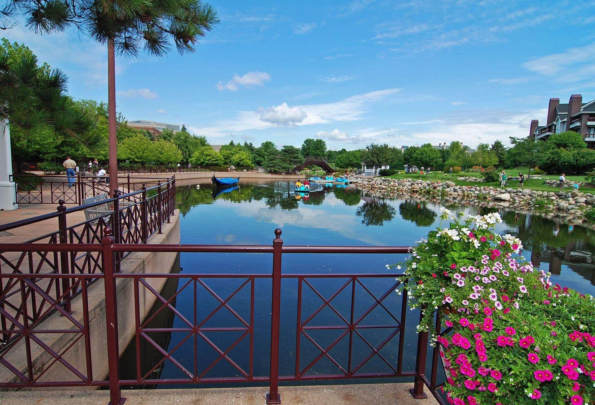 7433 Xerxes Avenue S