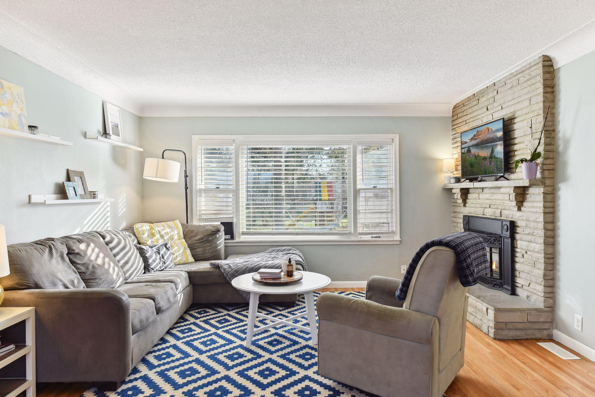 7433 Xerxes Avenue S