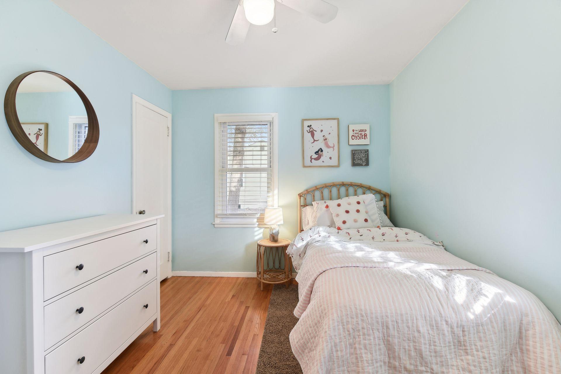 7433 Xerxes Avenue S