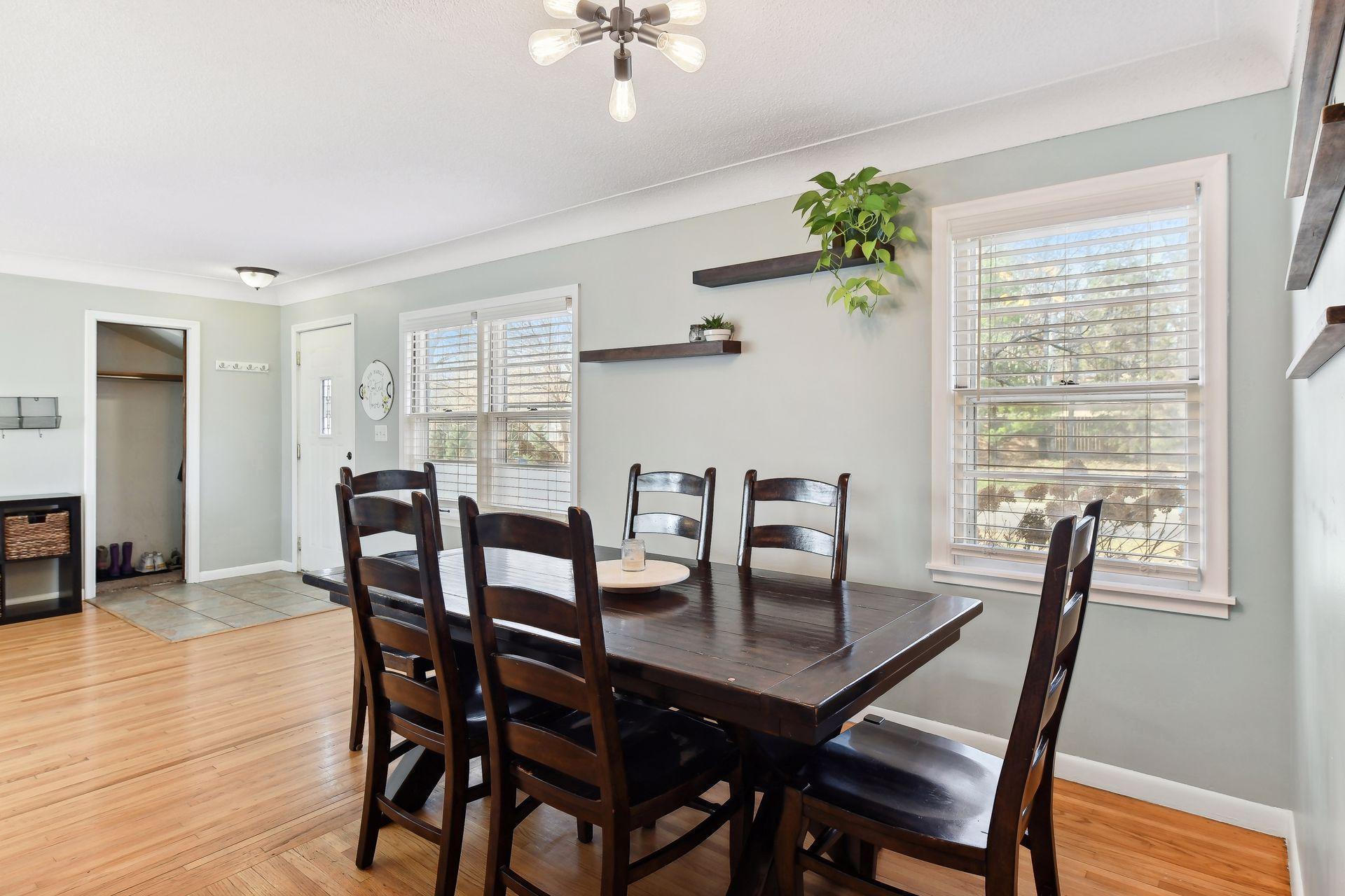 7433 Xerxes Avenue S