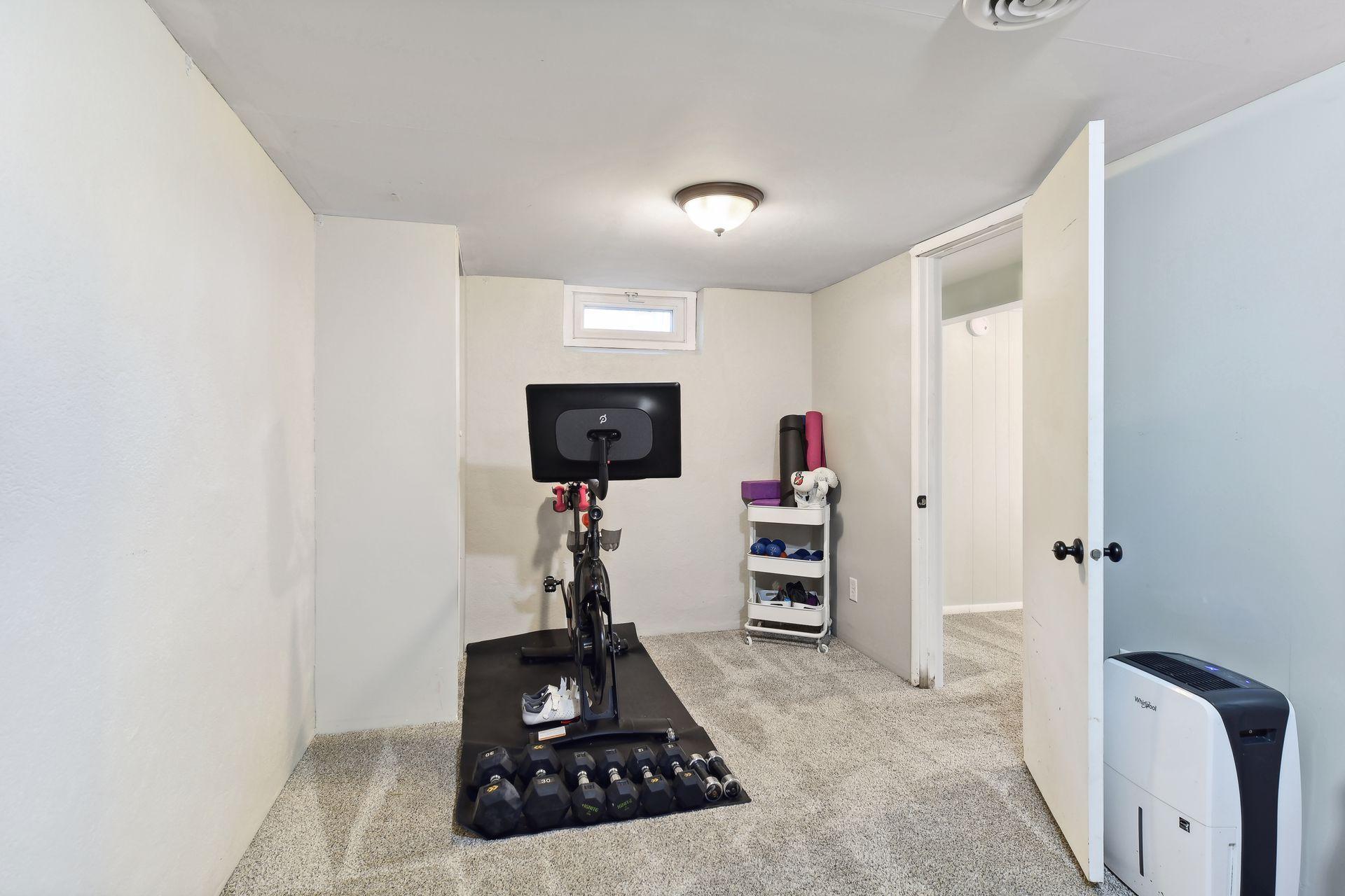 7433 Xerxes Avenue S