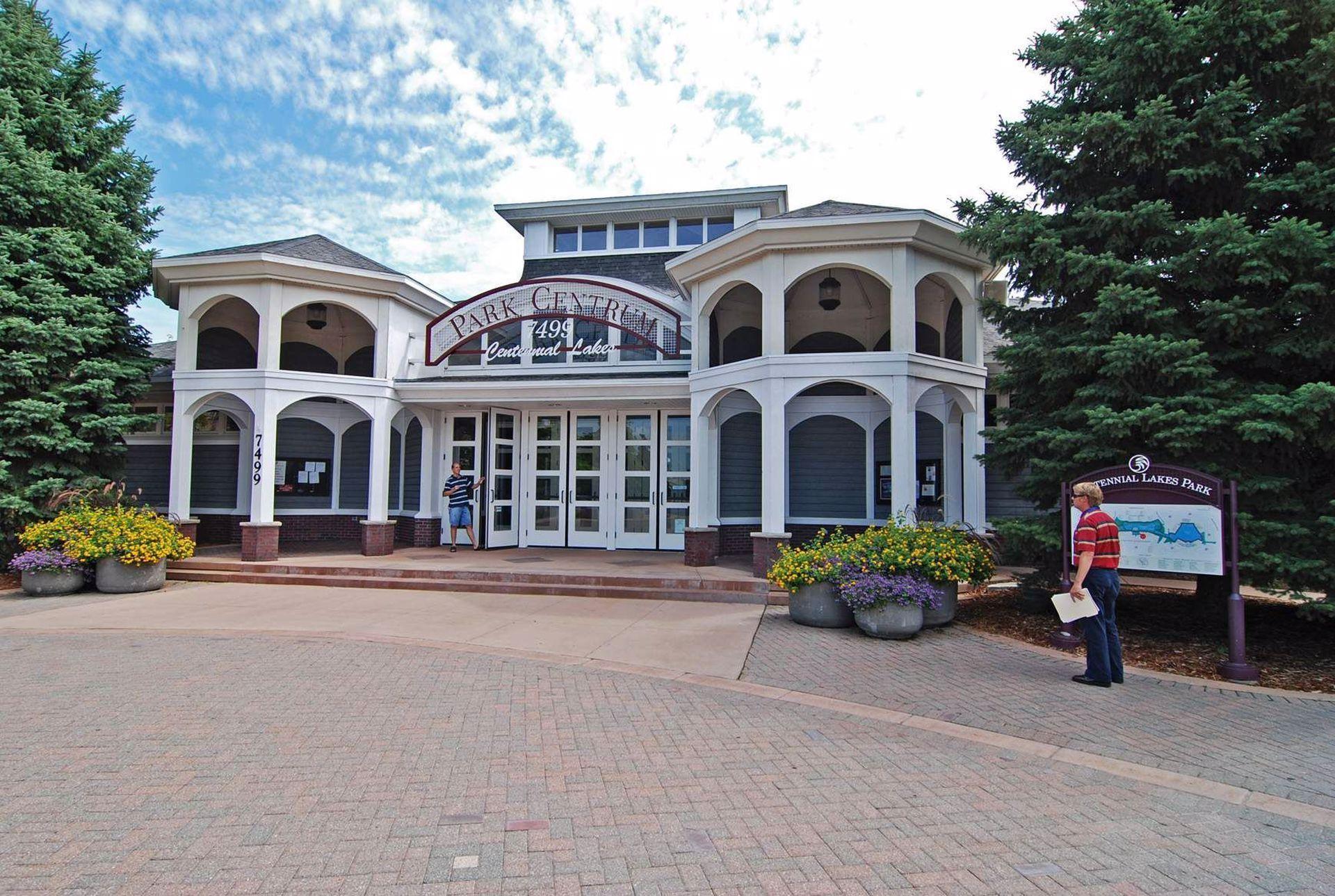 7433 Xerxes Avenue S