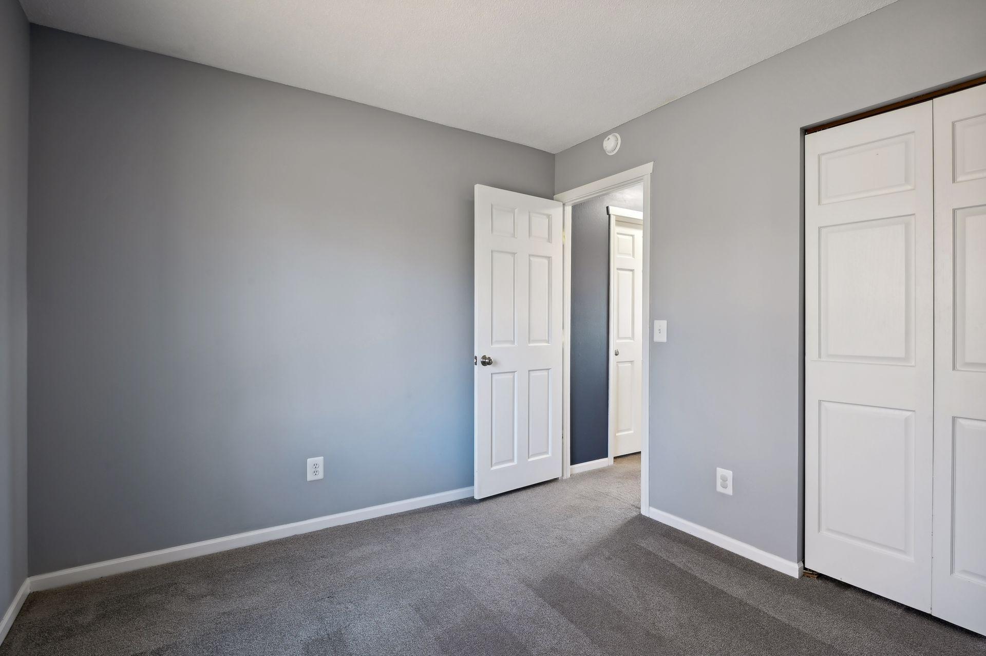 10680 Lancaster Lane N