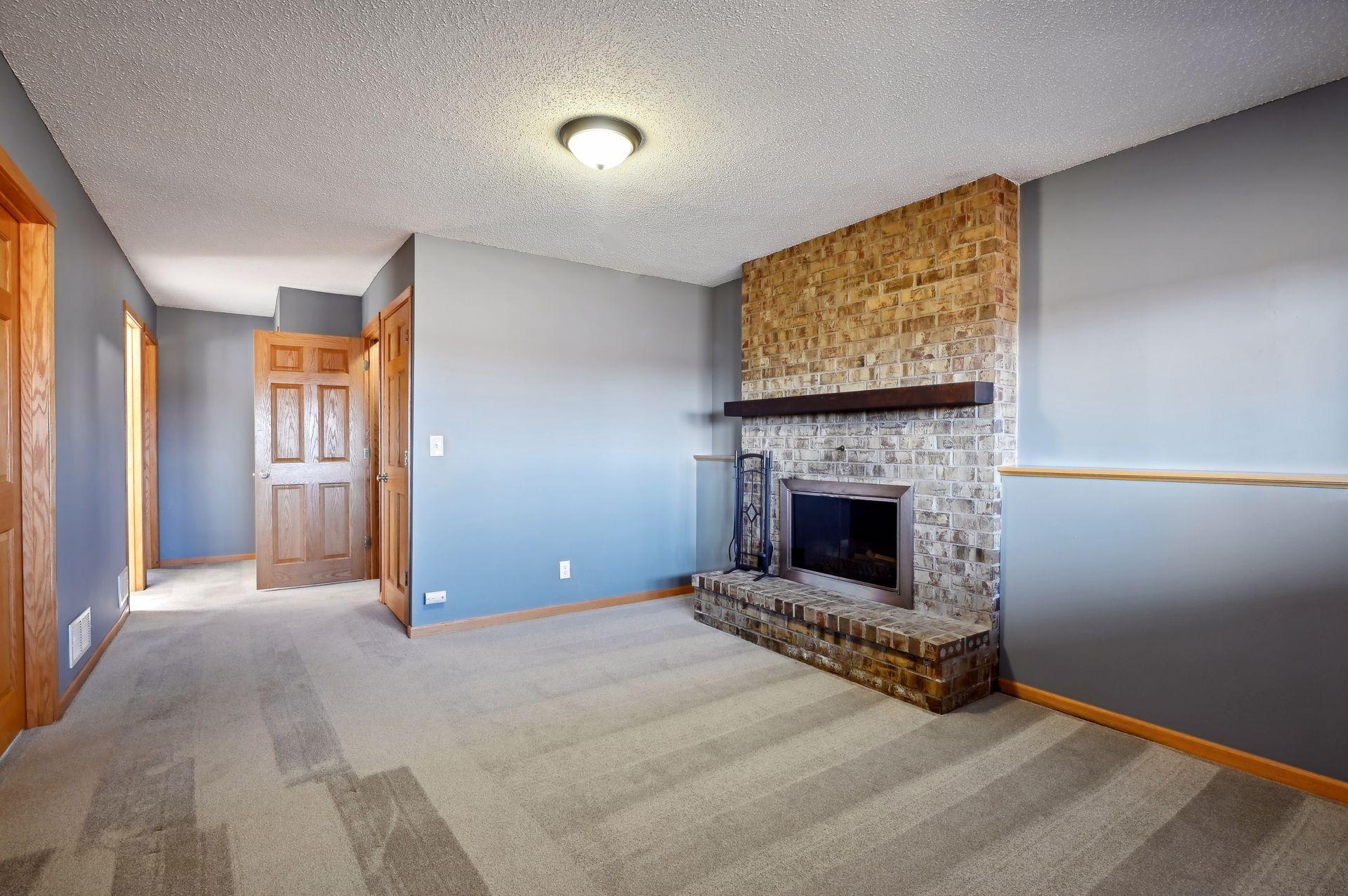 10680 Lancaster Lane N