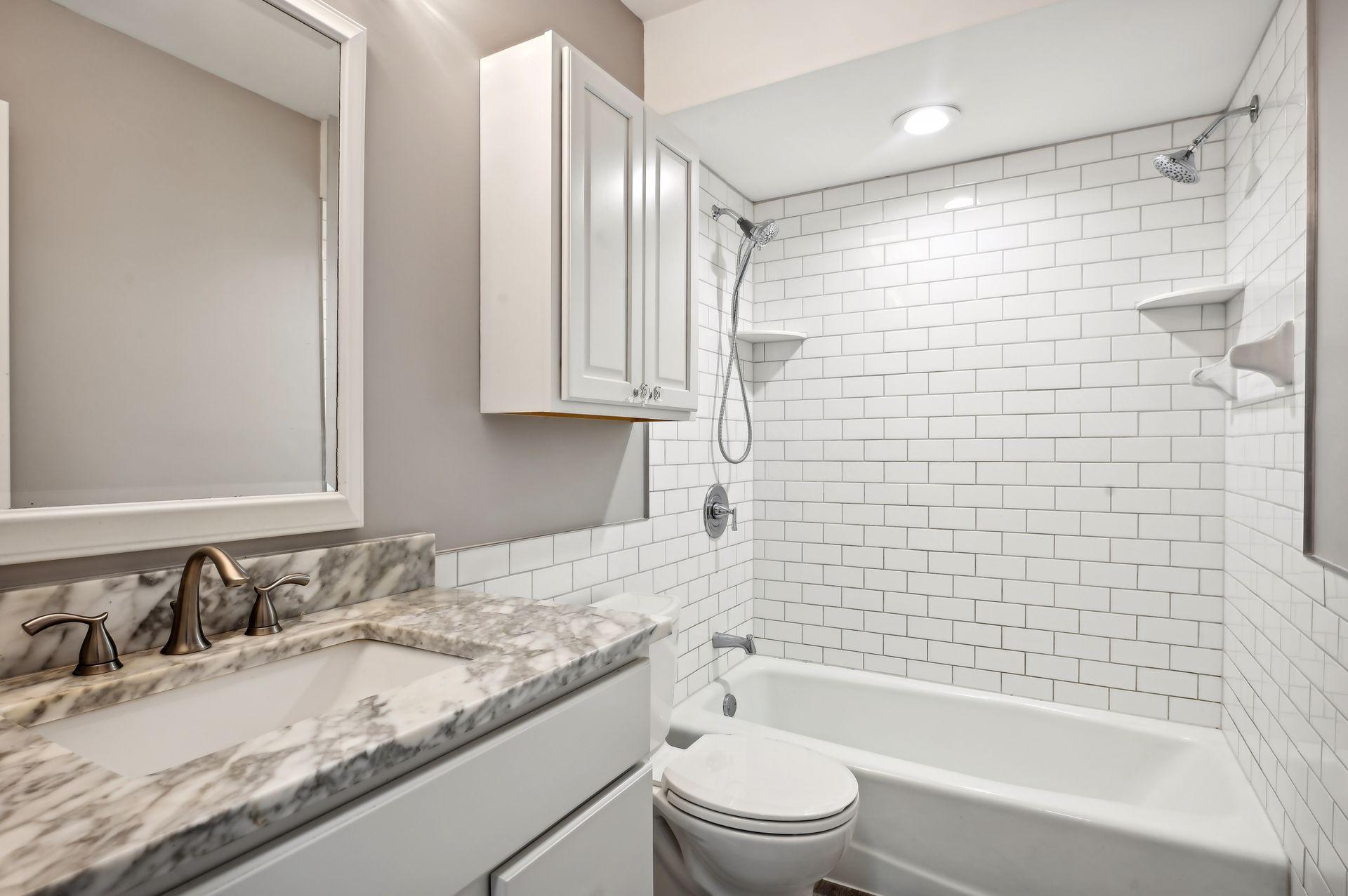 10680 Lancaster Lane N