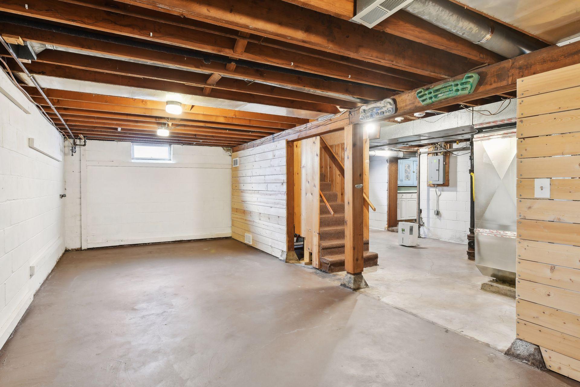 3134 Hayes Street NE