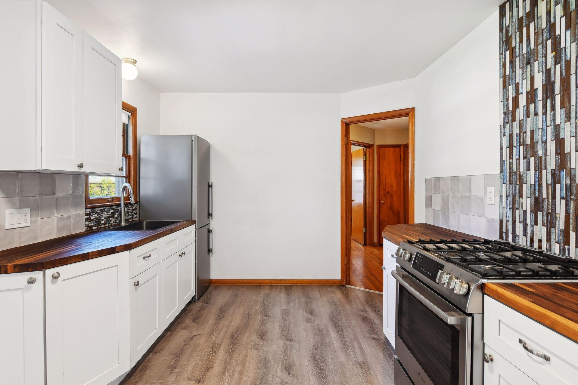 3134 Hayes Street NE