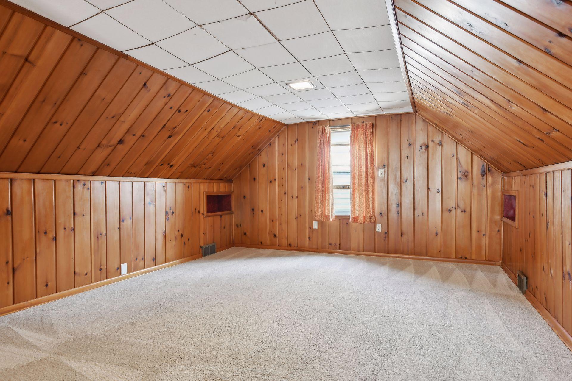 3134 Hayes Street NE