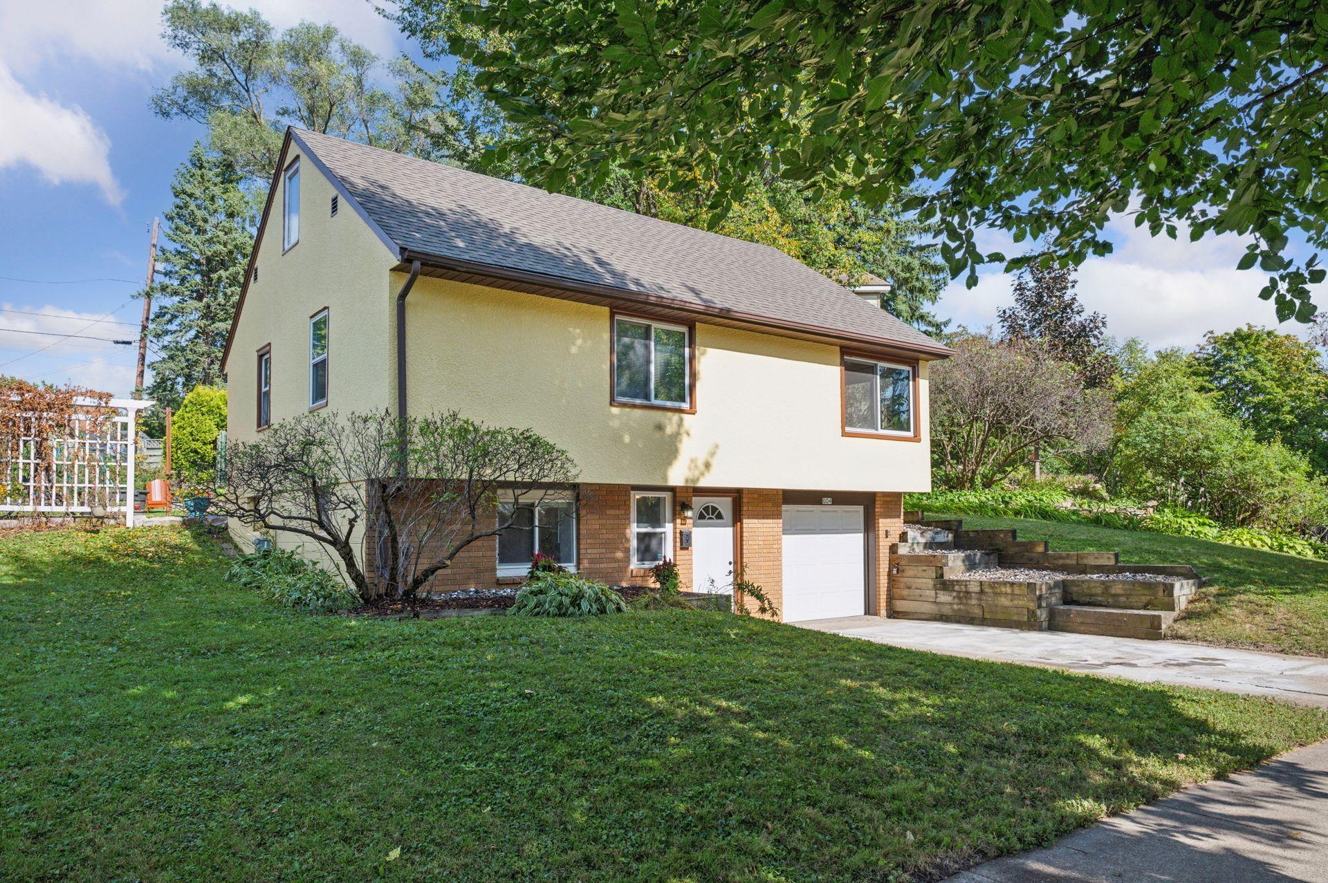 604 Gotzian Street