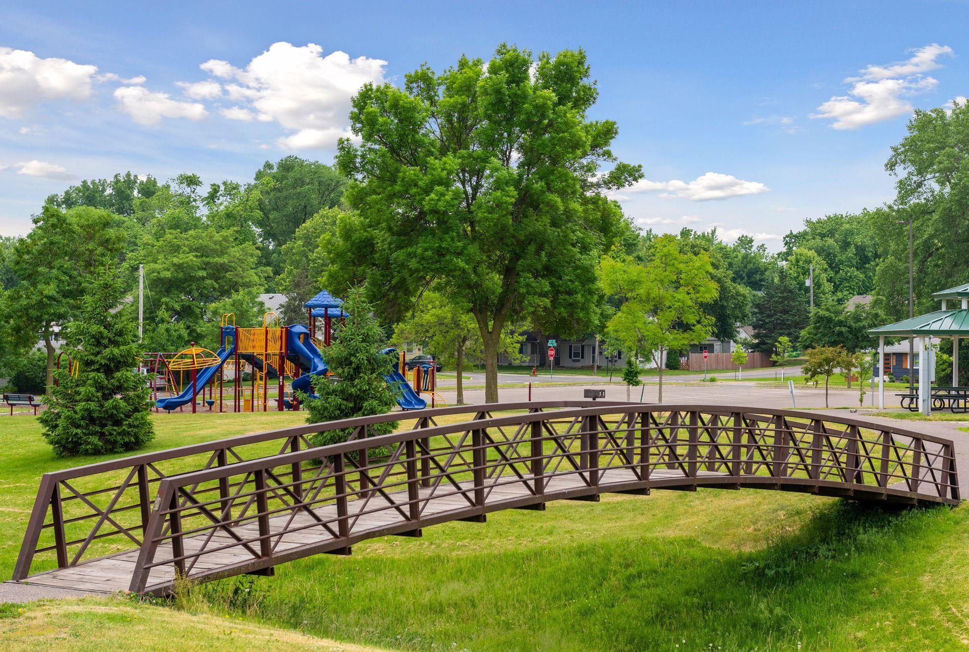 2648 Yosemite Avenue S