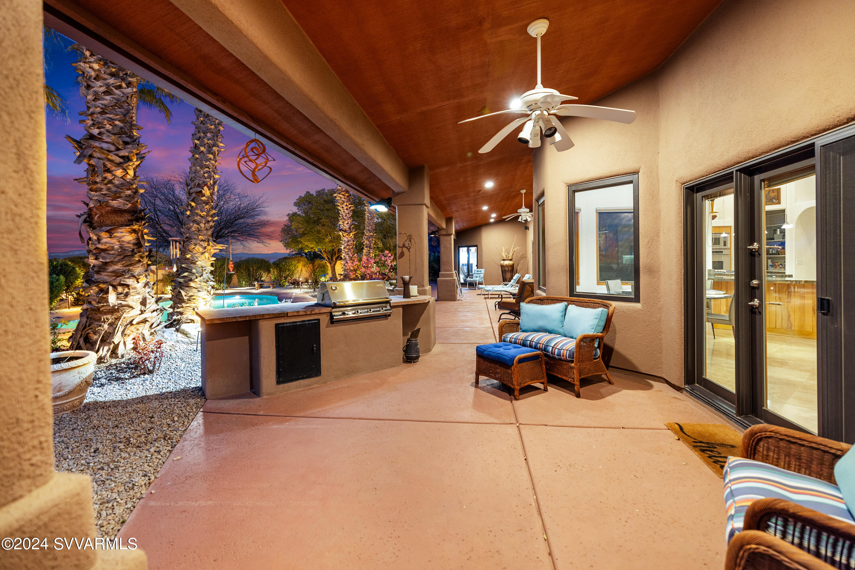 2665 S Peaktop View Drive