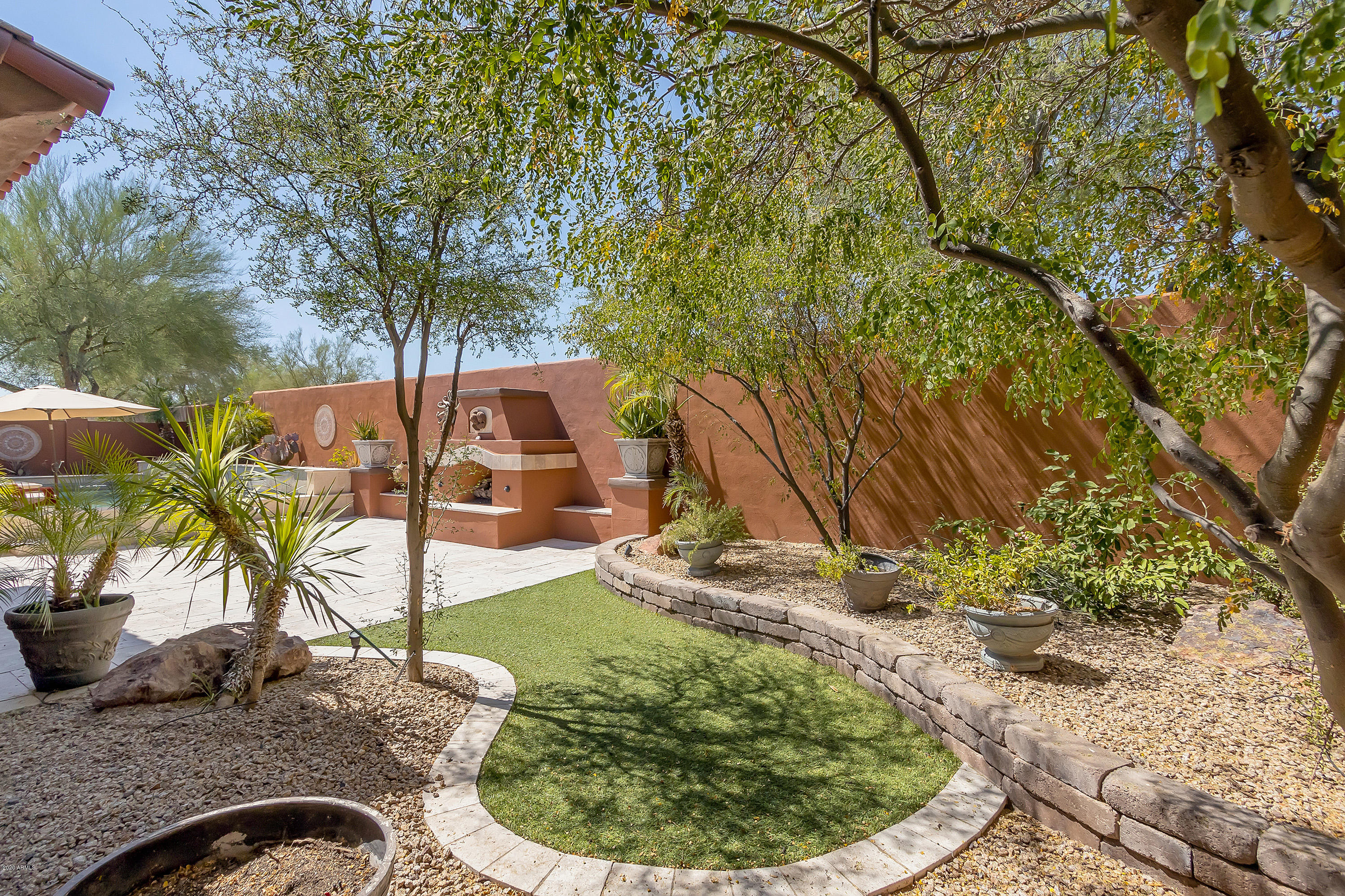 8024 E WINDWOOD Lane
