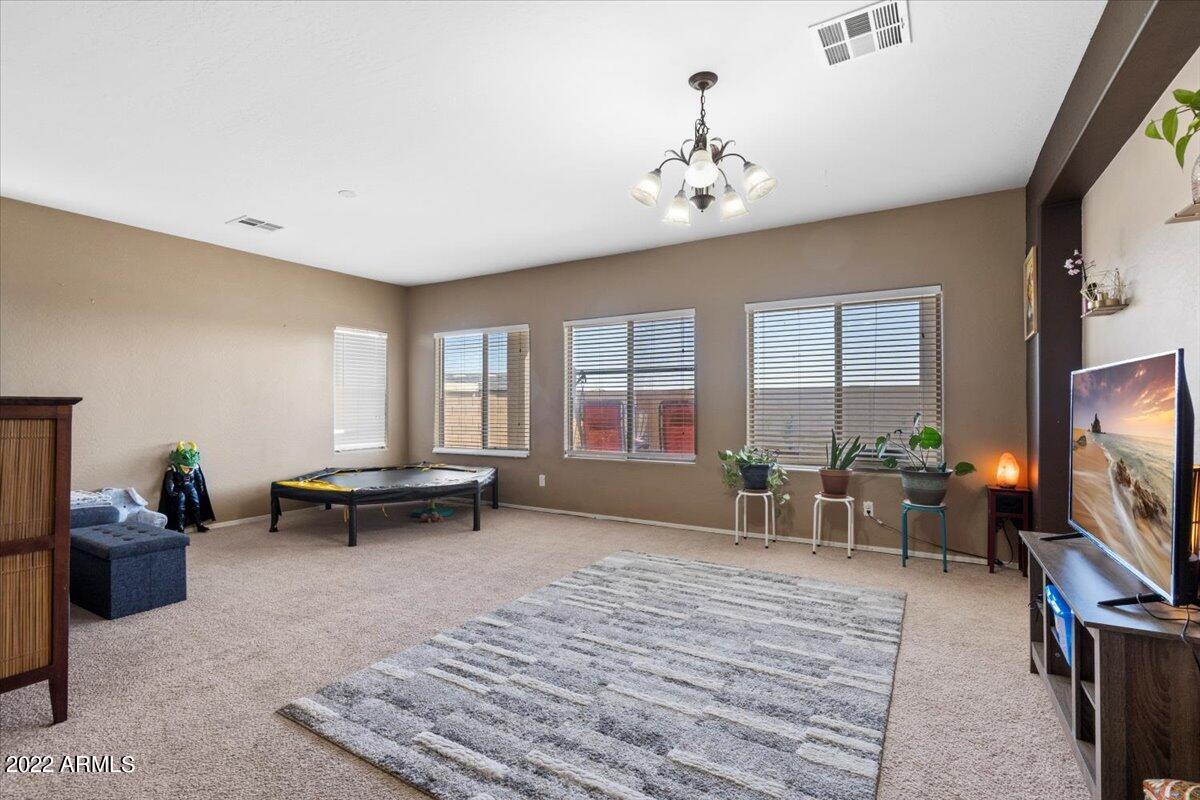 16243 W CRENSHAW Street