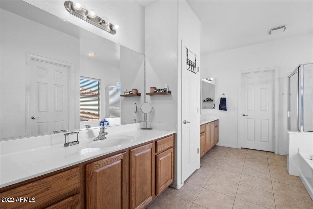 16243 W CRENSHAW Street