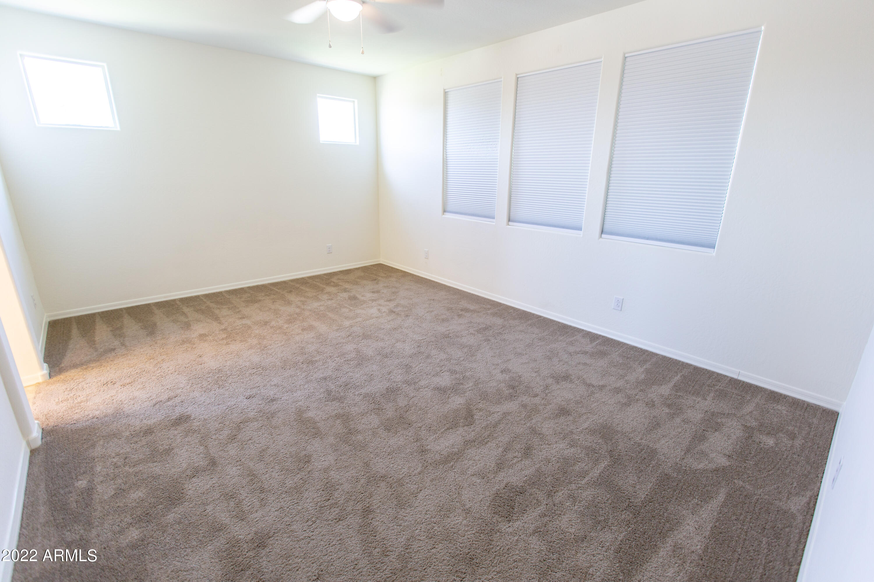 2818 S LYNCH --