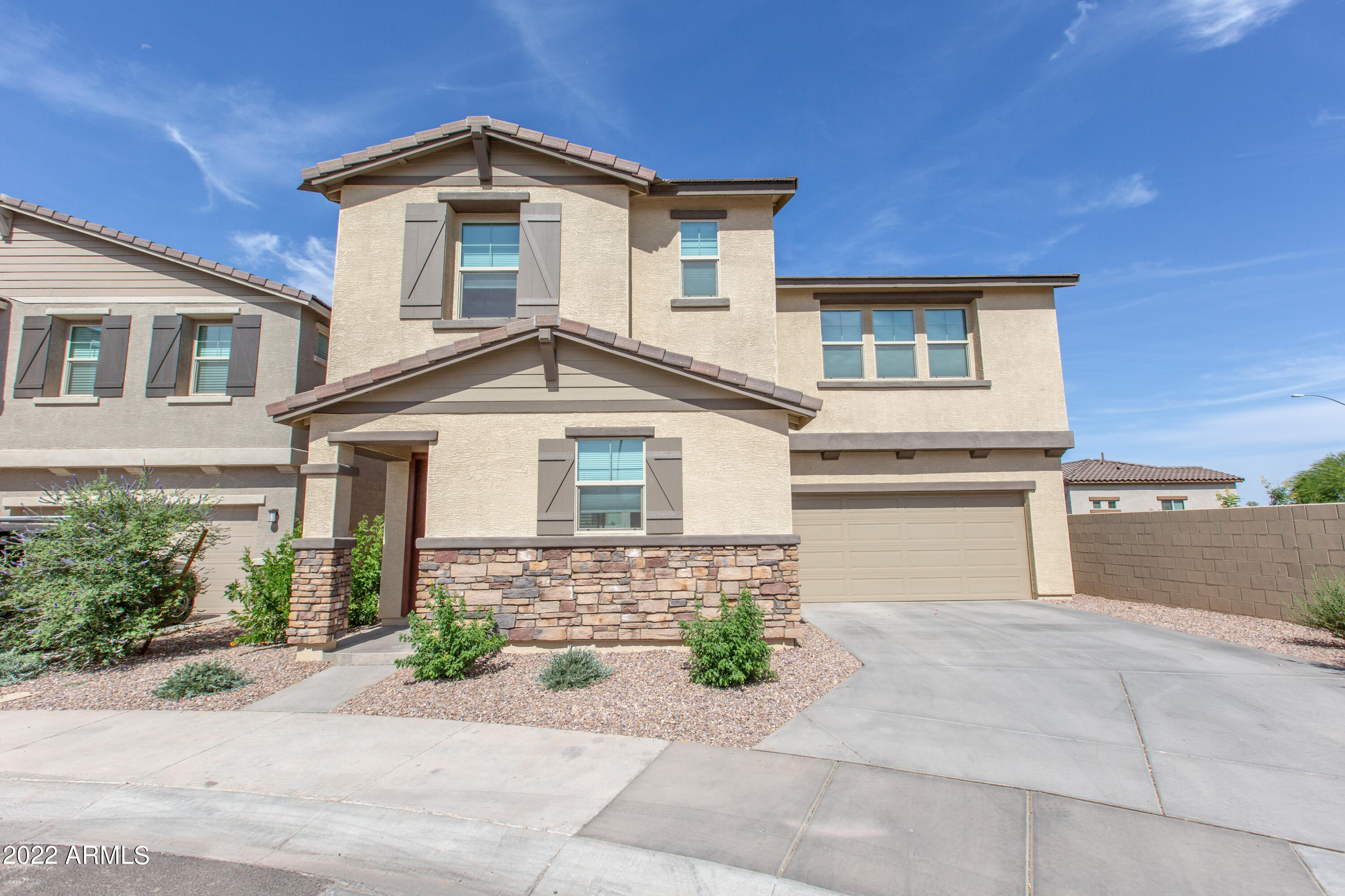 2818 S LYNCH --