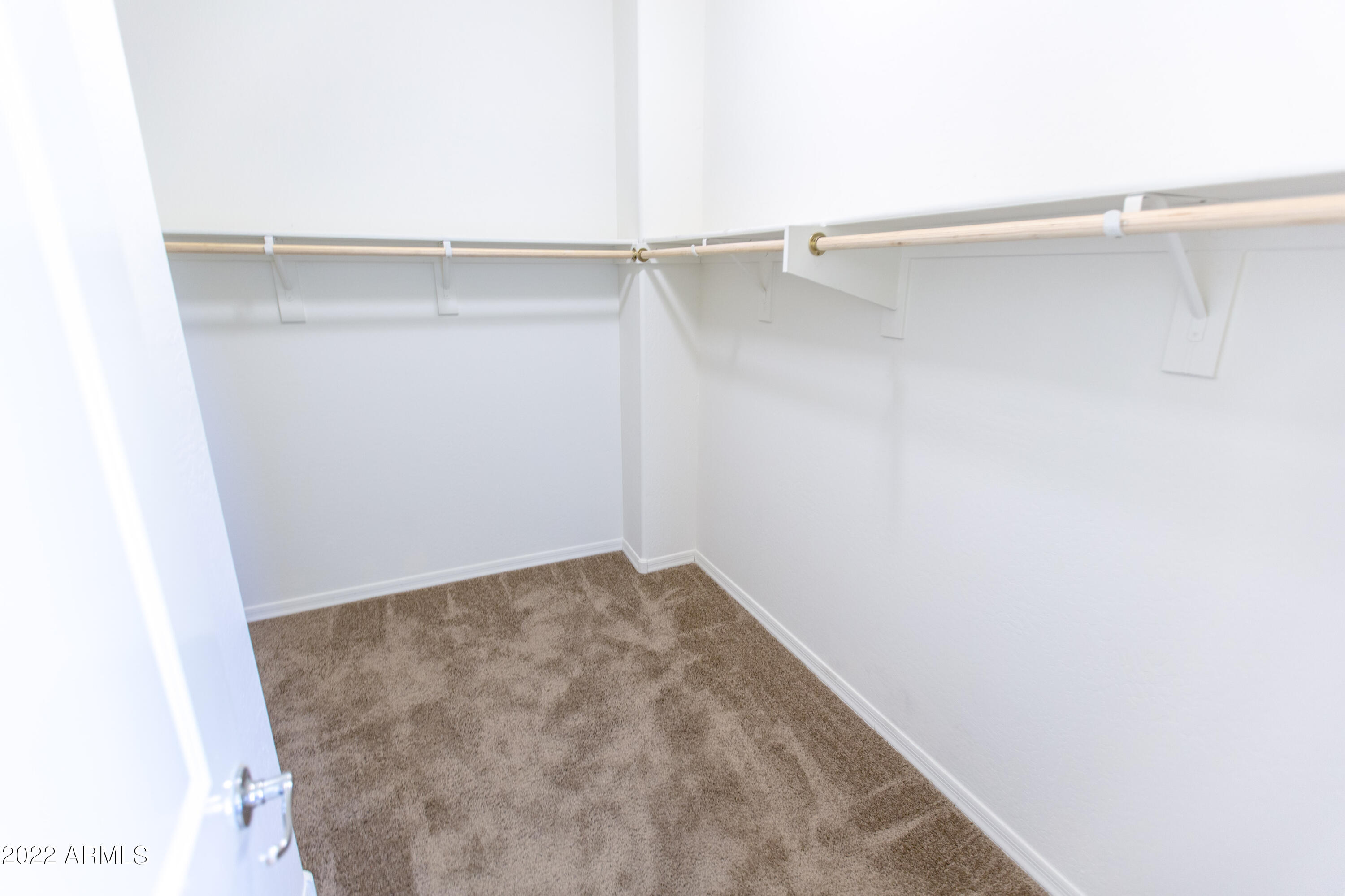 2818 S LYNCH --