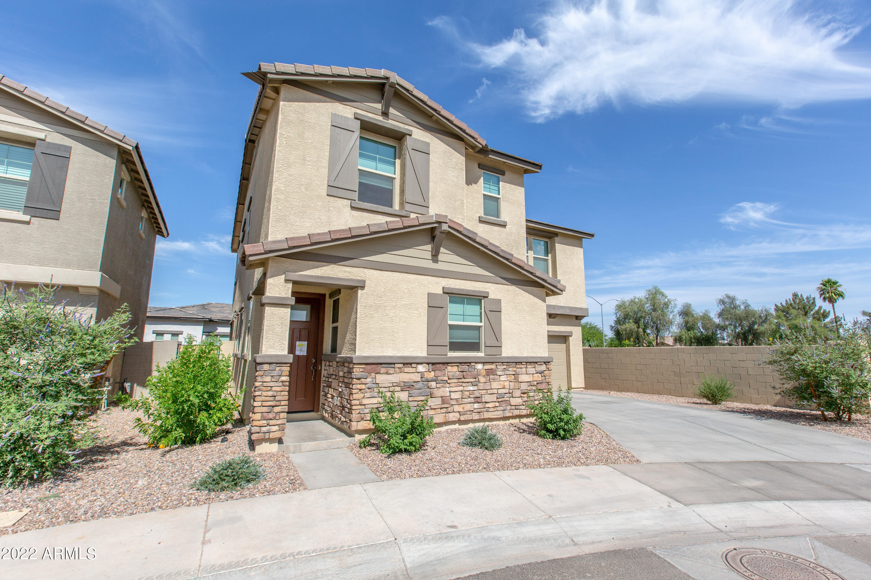 2818 S LYNCH --