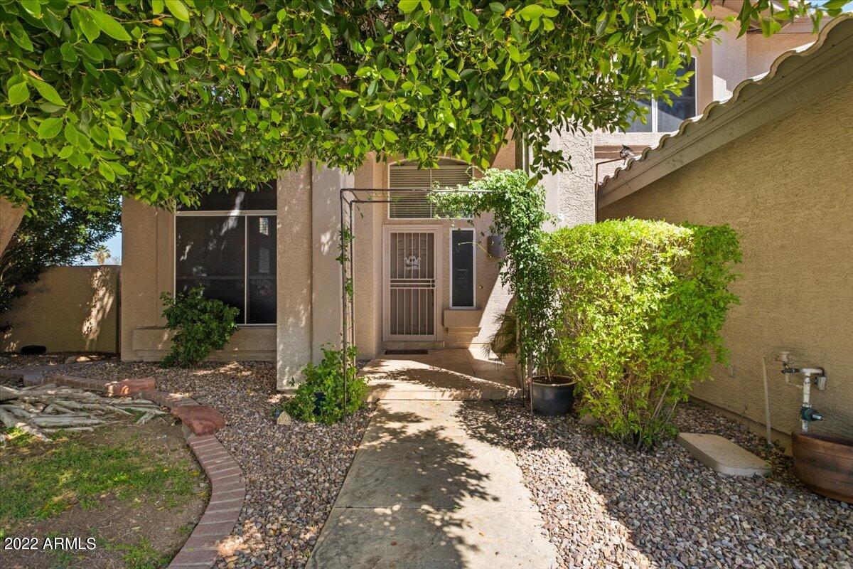 16045 N 17TH Place