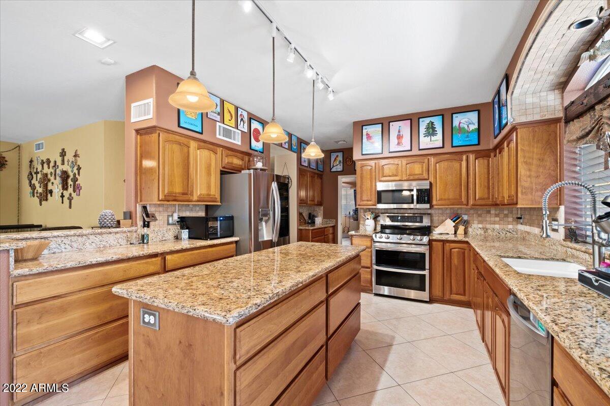 16045 N 17TH Place