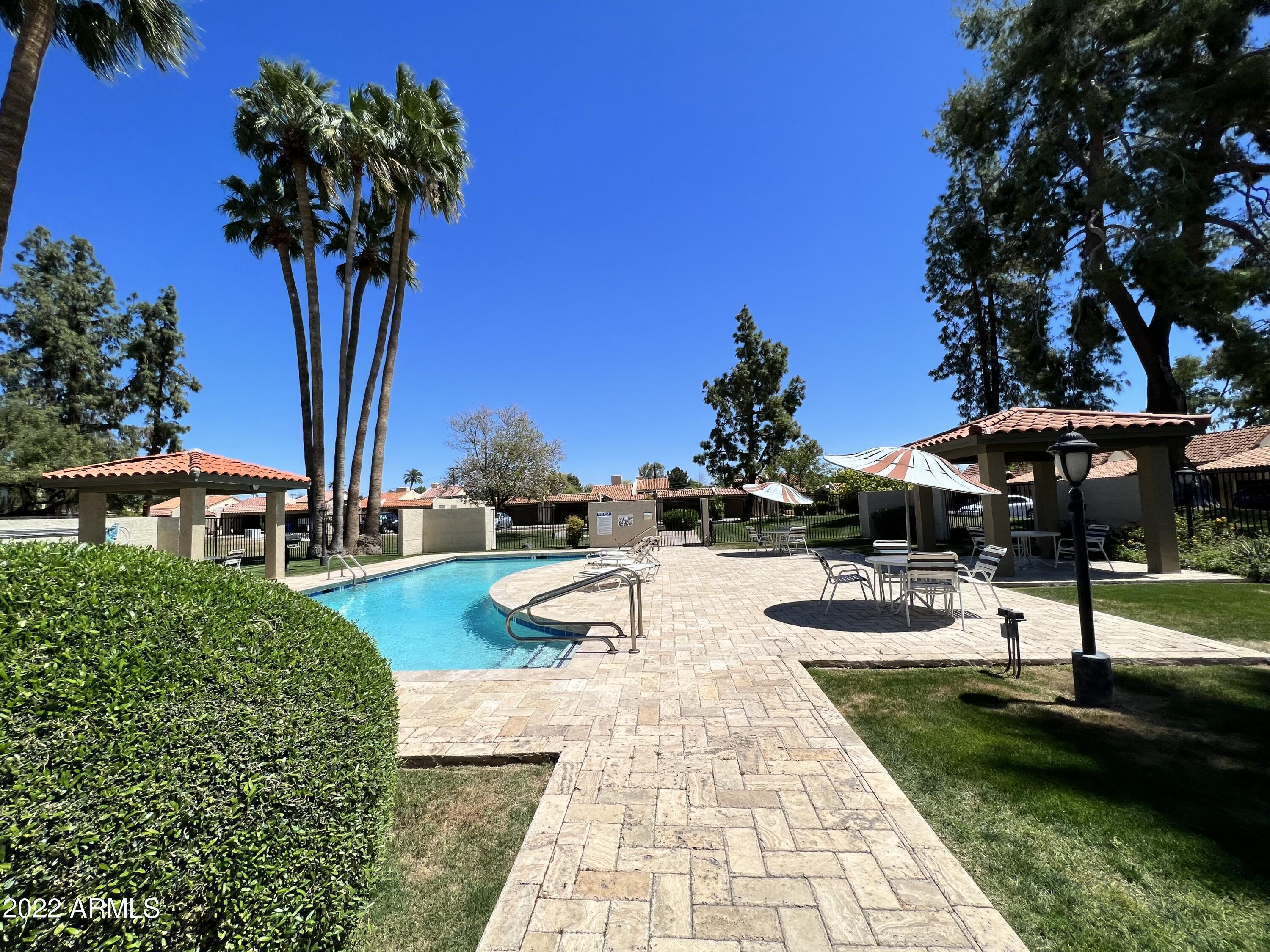 6510 N MARYLAND Circle