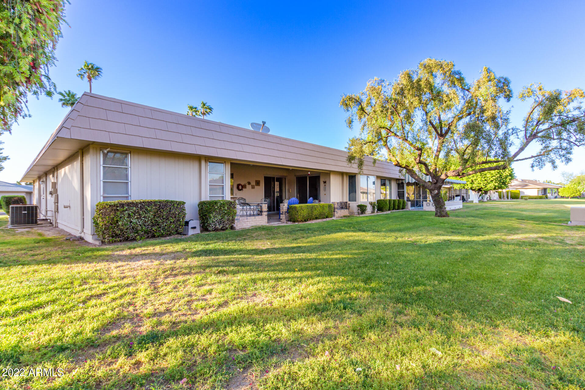 9805 W PLEASANT VALLEY Road