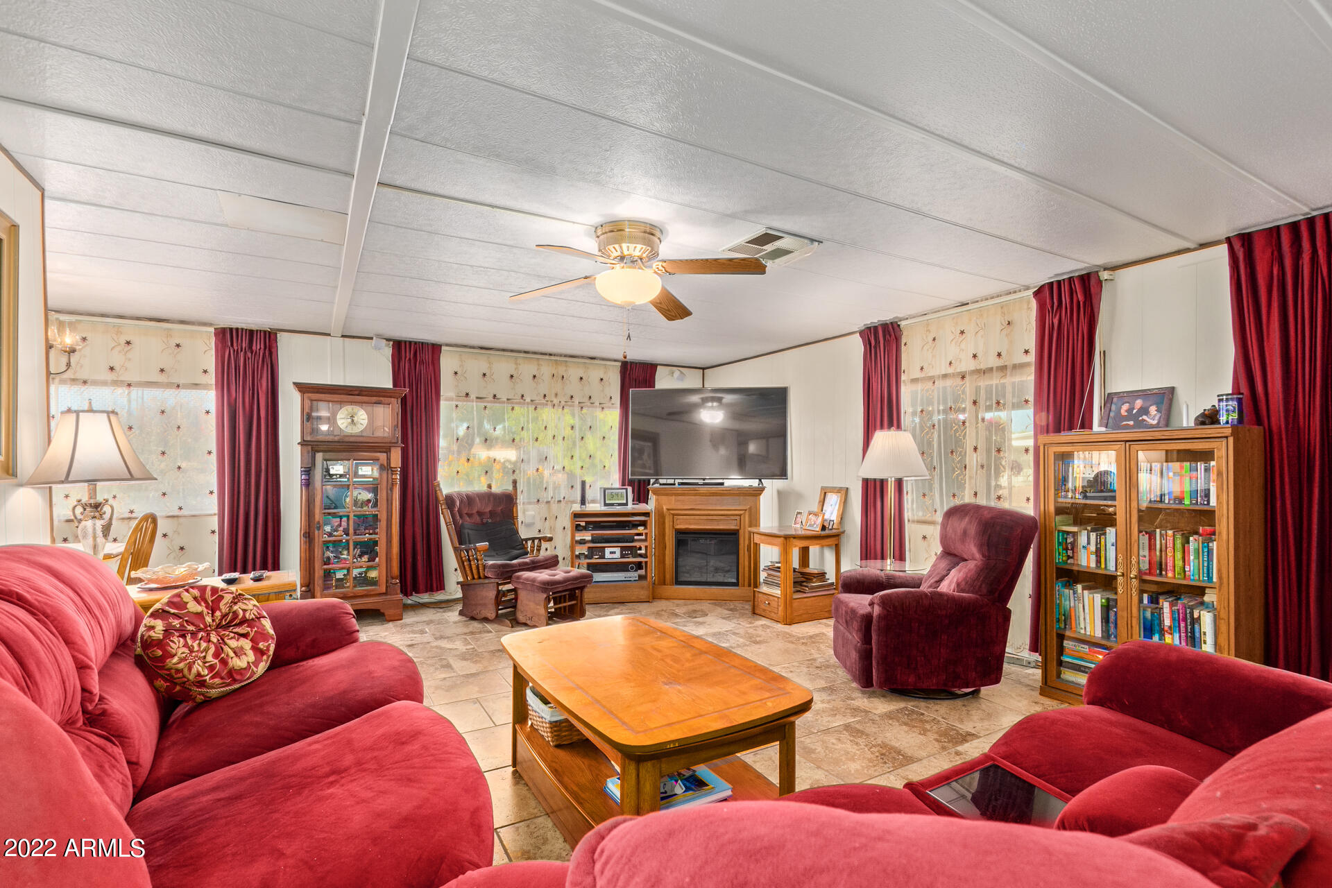 234 S 72ND Circle