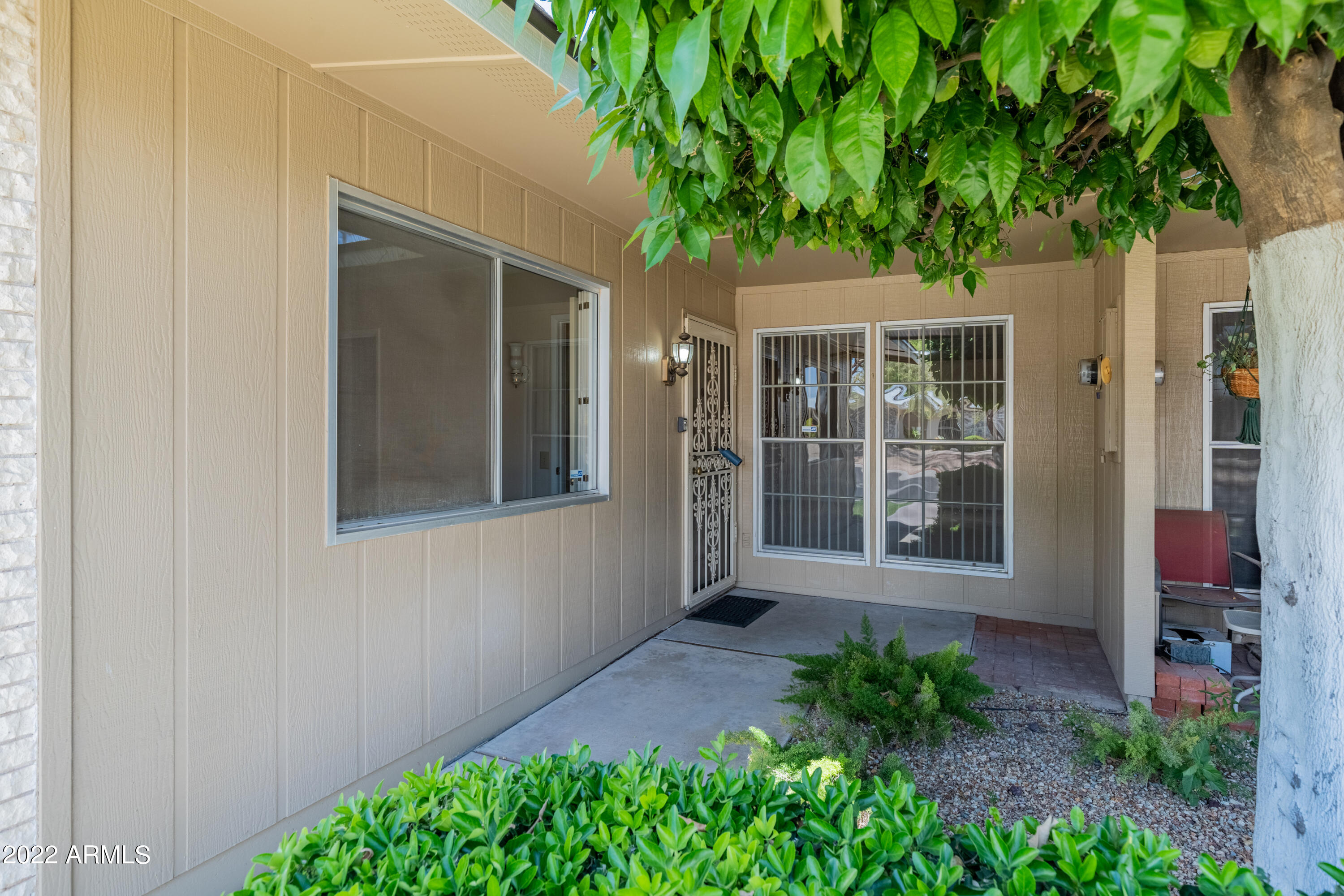 10525 W GRANADA Drive