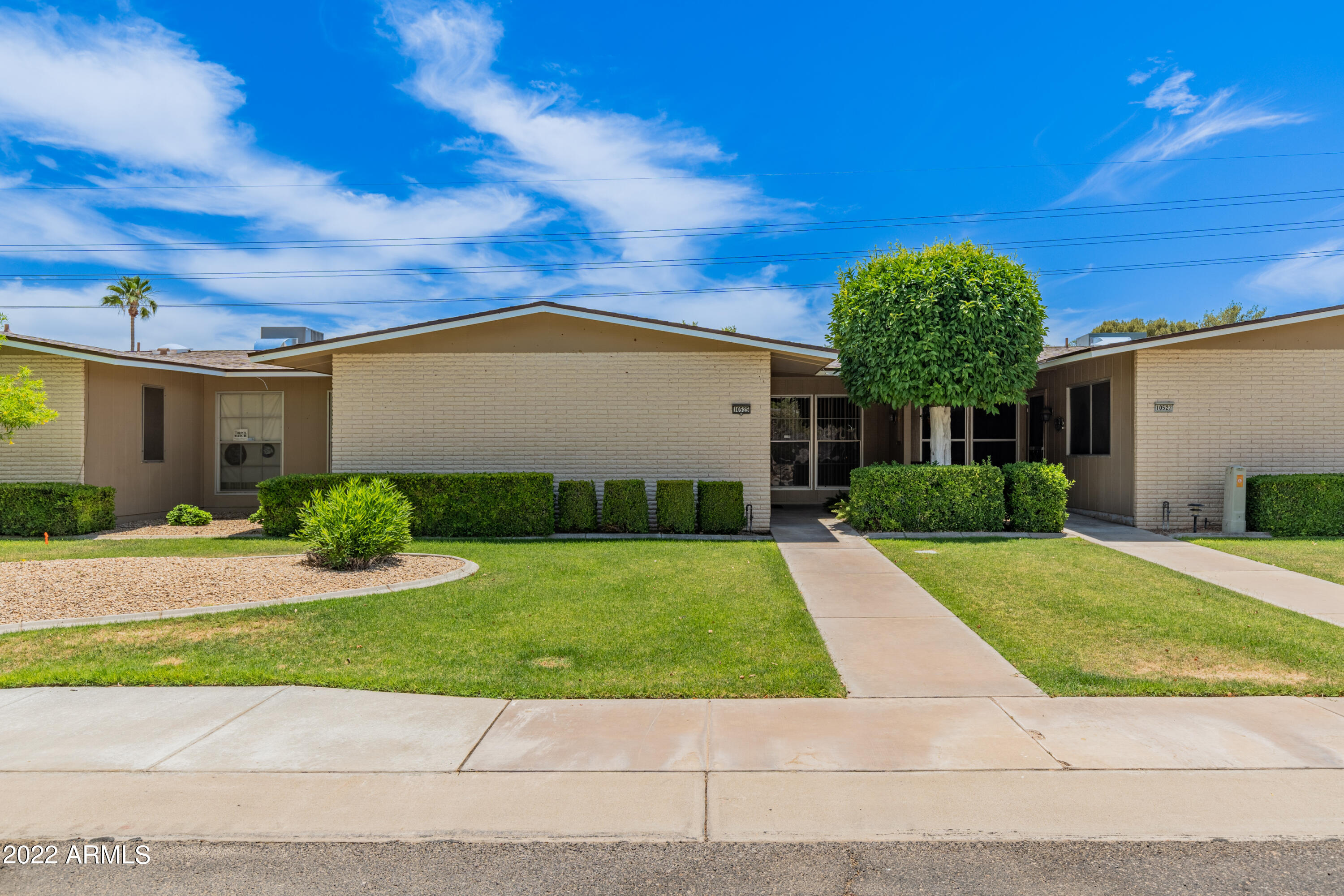 10525 W GRANADA Drive