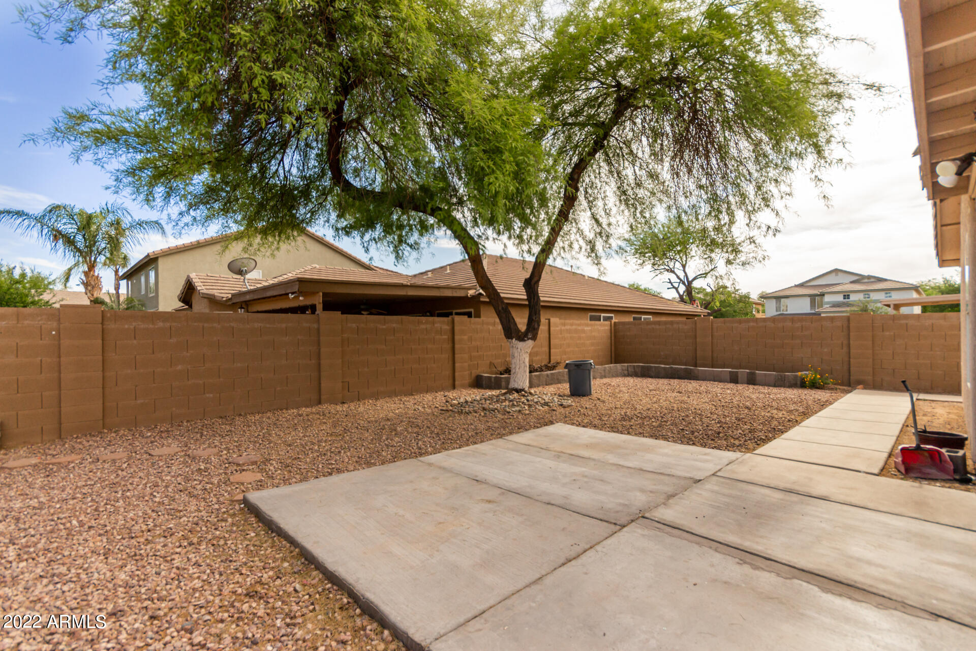 16439 W COTTONWOOD Street