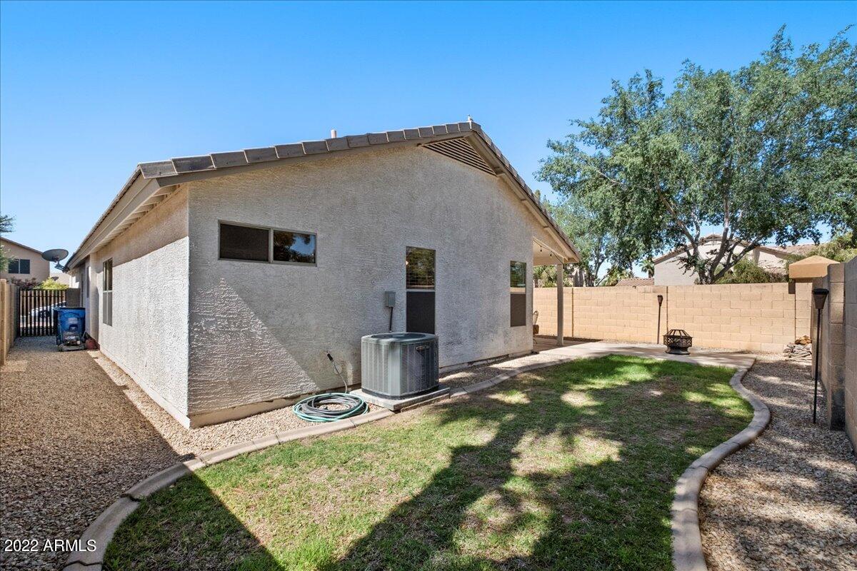 2130 E PINTO Drive