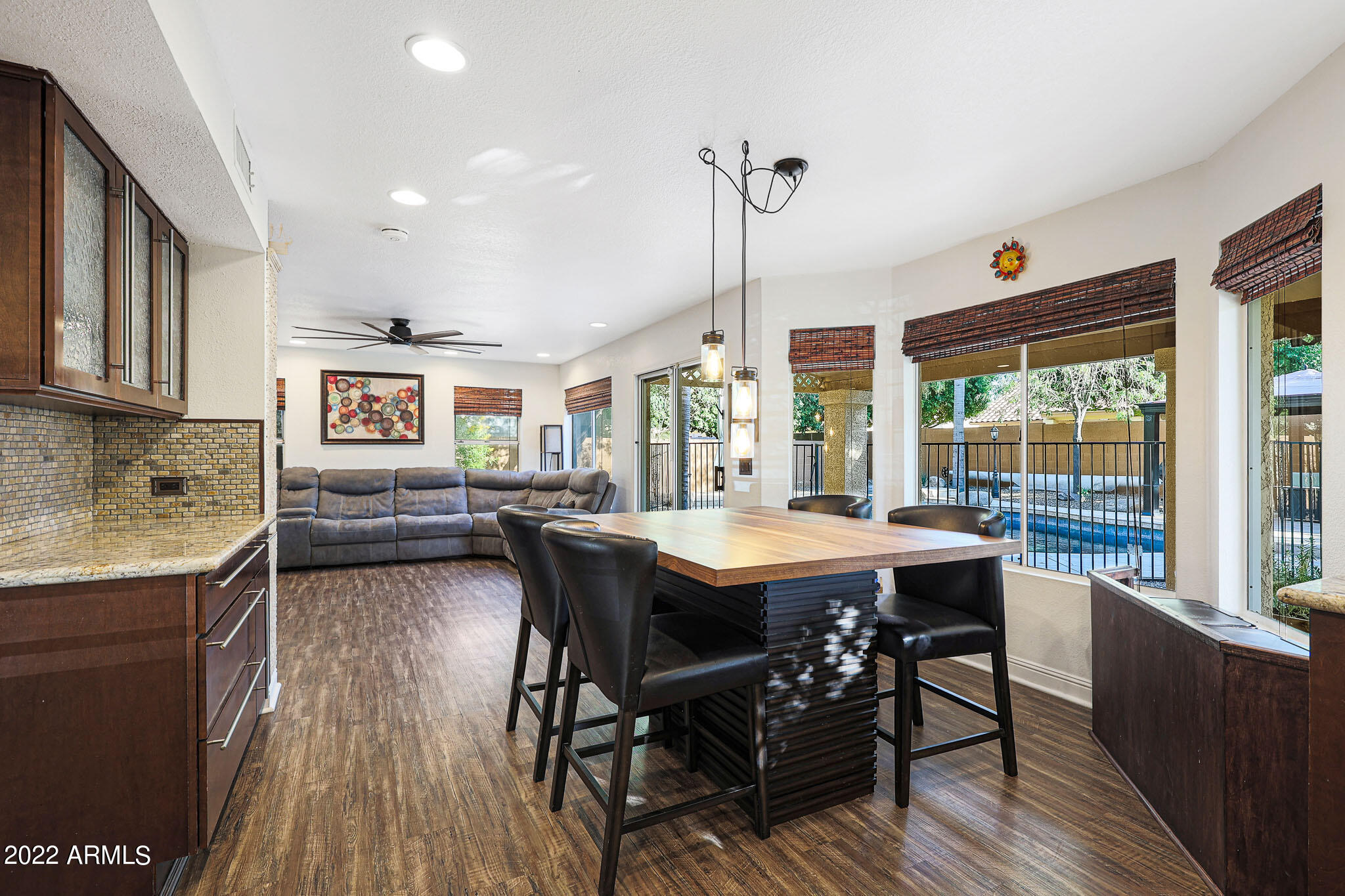 2363 W HEMLOCK Court W