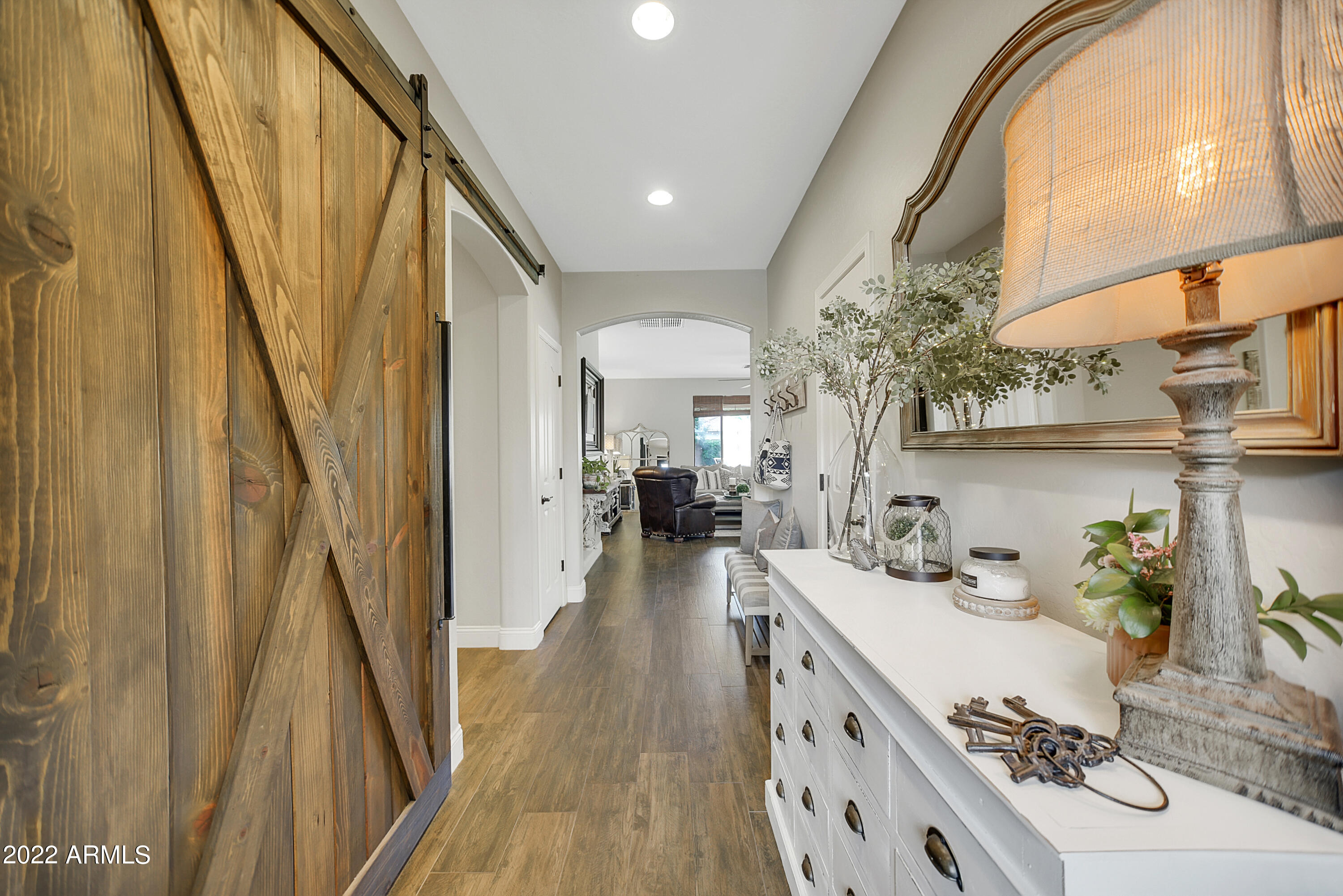 3832 E PACKARD Drive