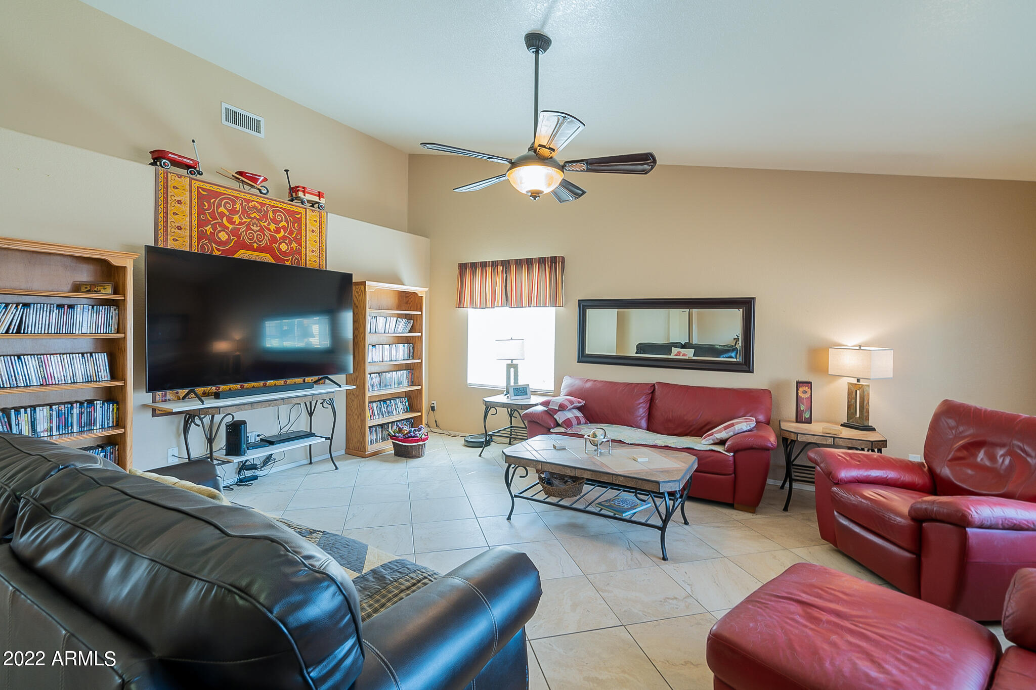 8964 W TUCKEY Lane