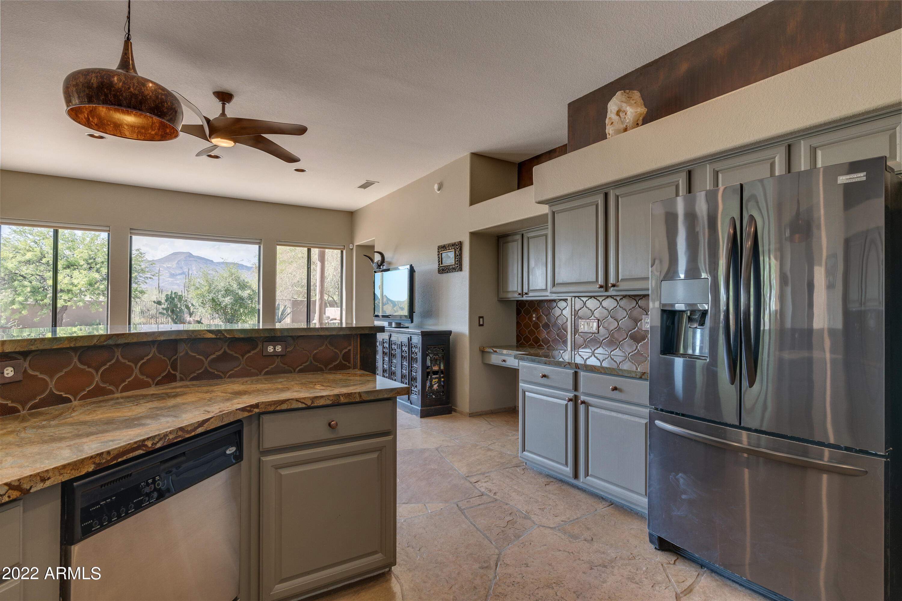 41432 N IRONWOOD Bluff