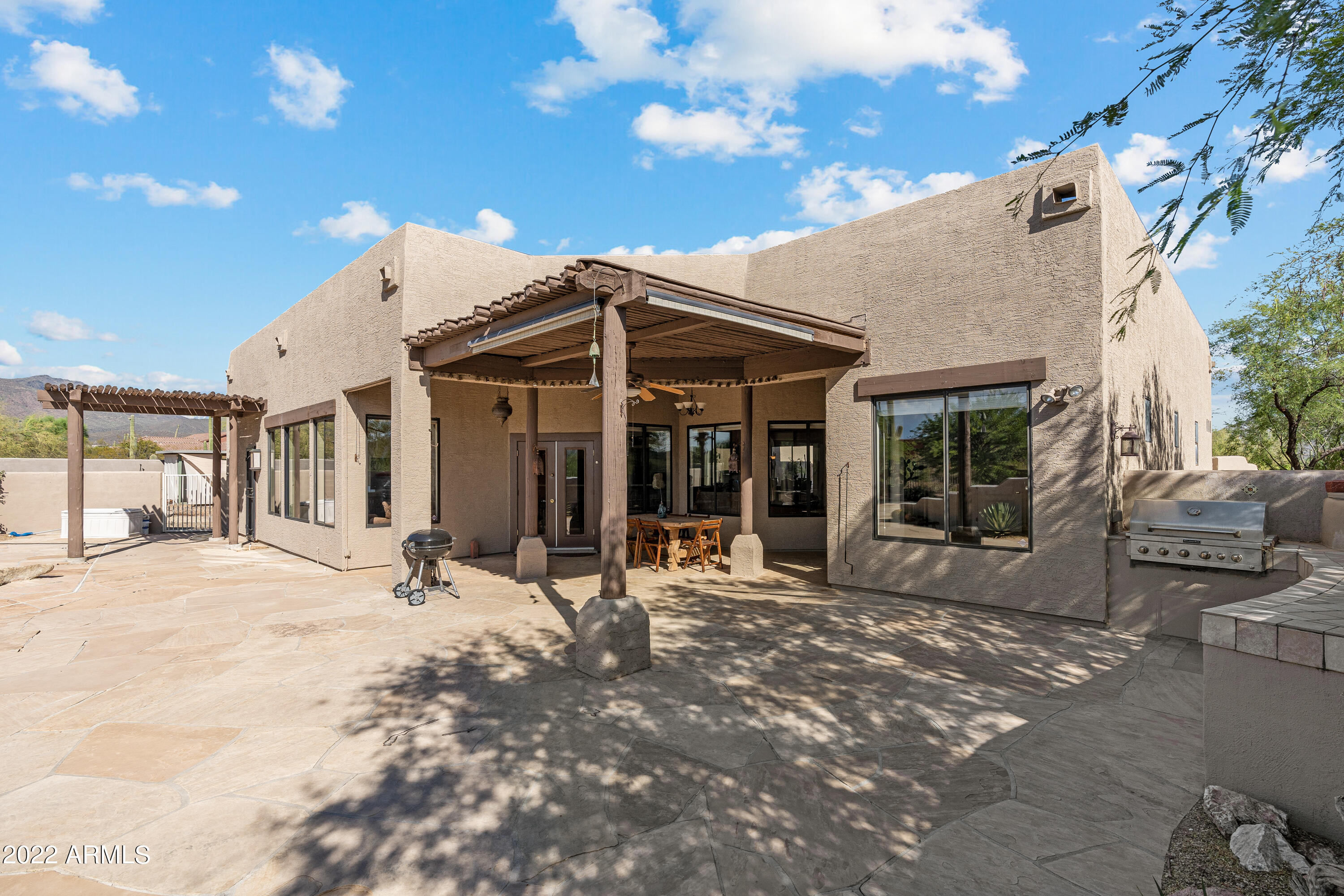 41432 N IRONWOOD Bluff