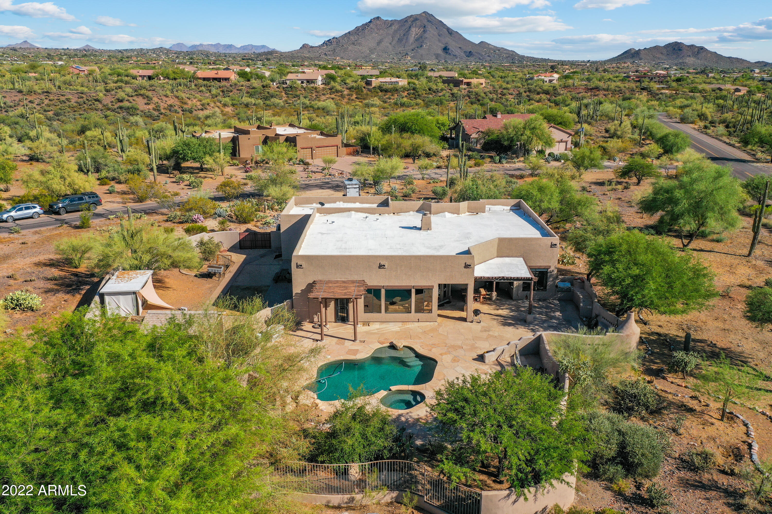 41432 N IRONWOOD Bluff