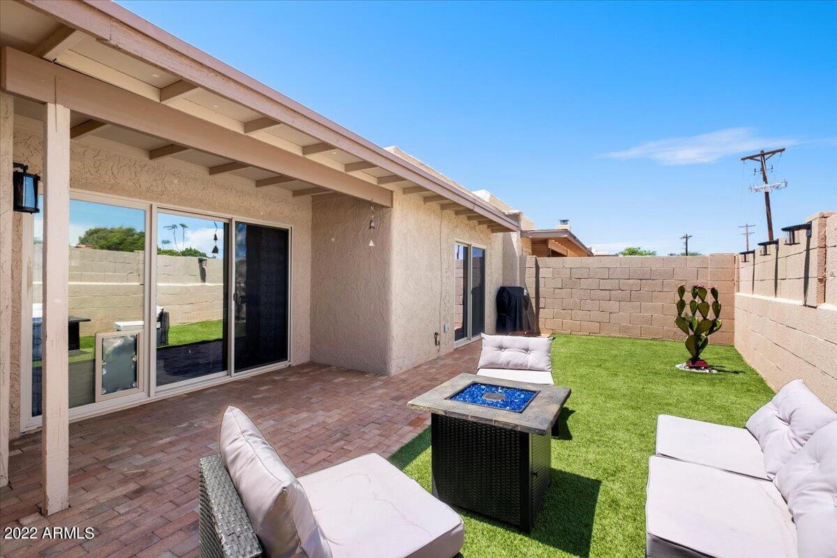 6731 N OCOTILLO HERMOSA Circle