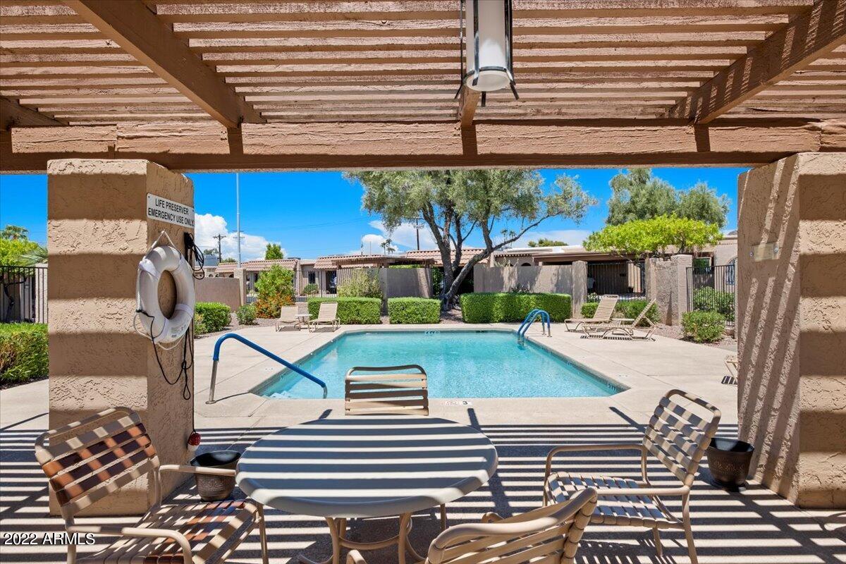 6731 N OCOTILLO HERMOSA Circle
