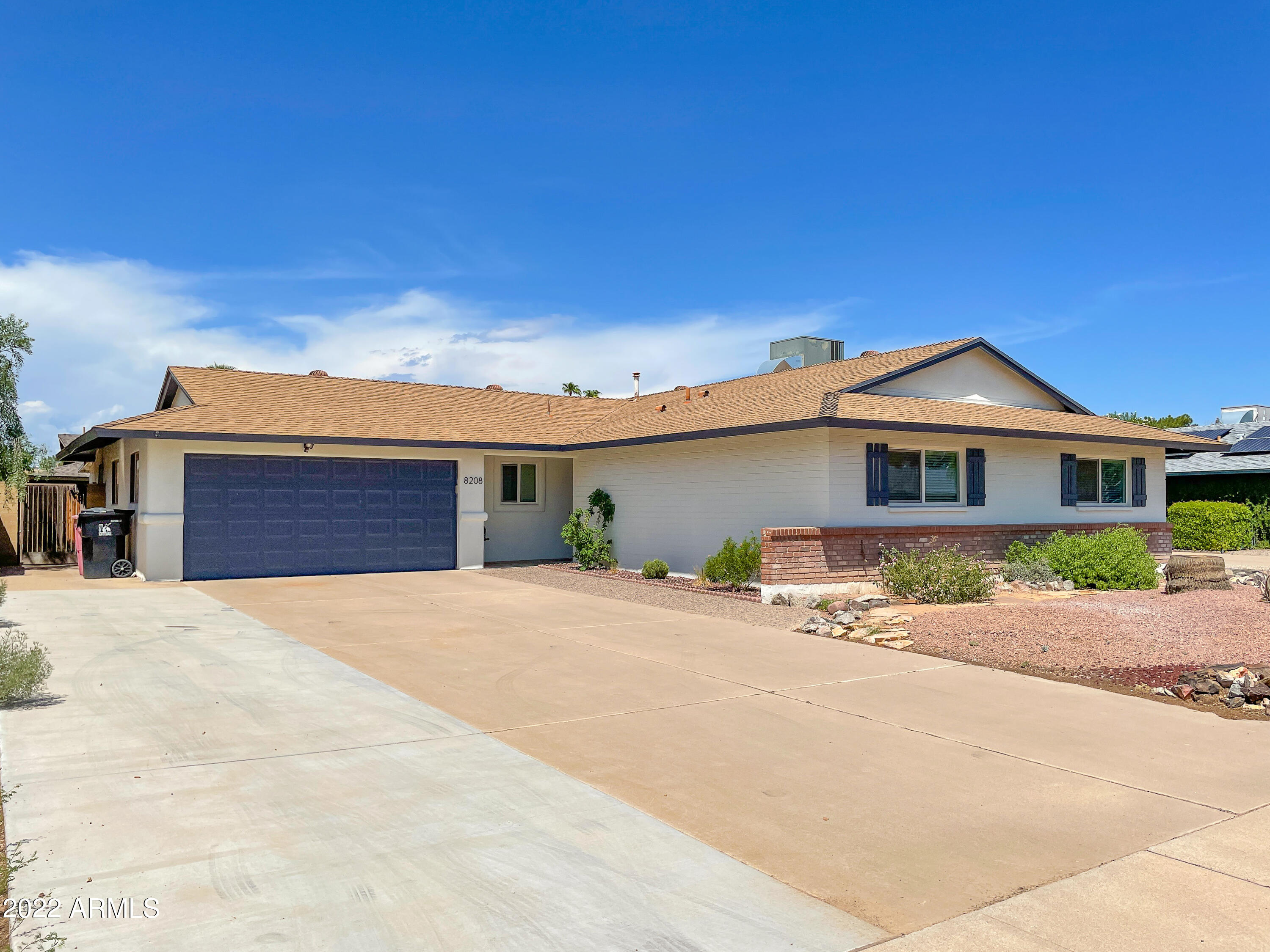8208 E BUENA TERRA Way