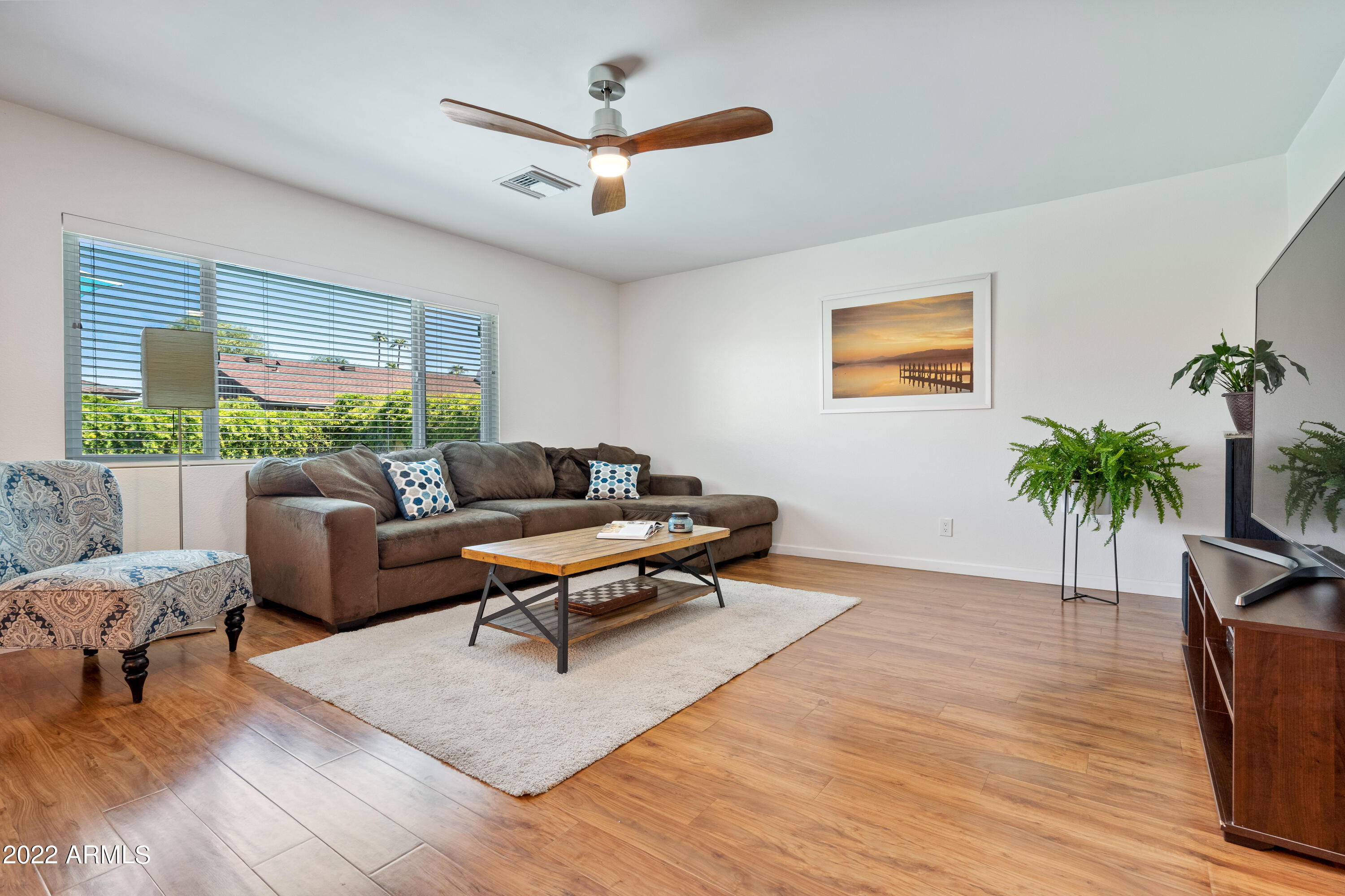 8208 E BUENA TERRA Way