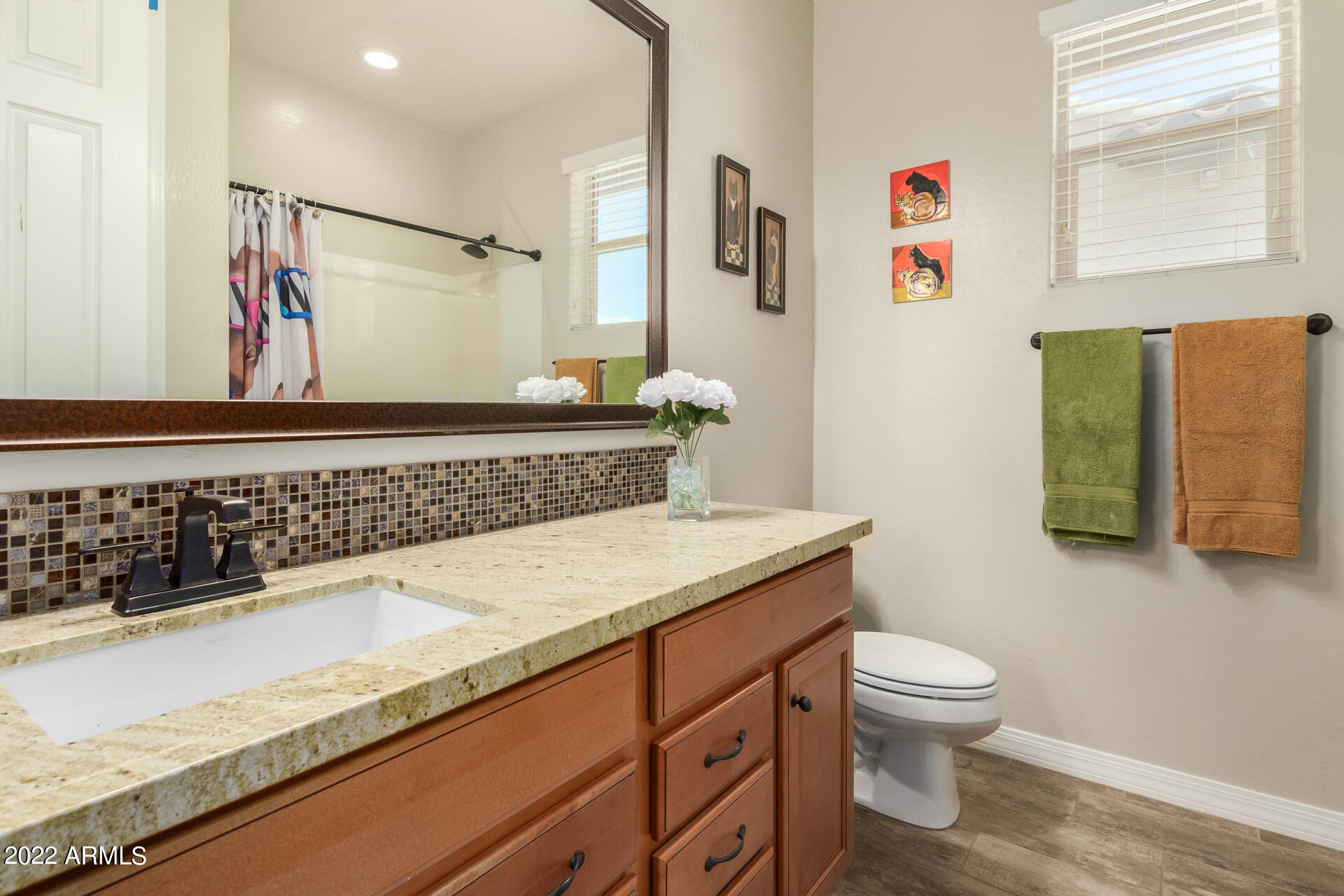 3338 E TIFFANY Court